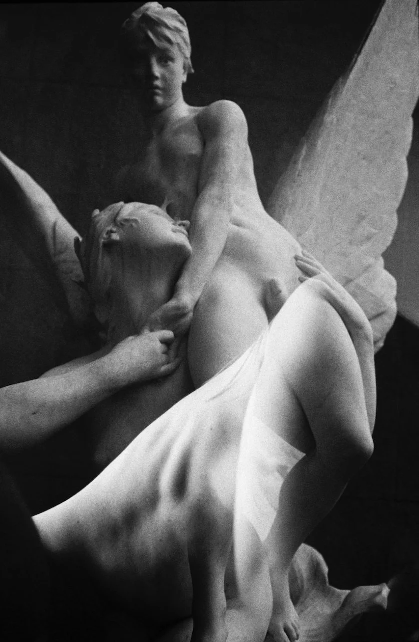 Touching_Lina_Scheynius - 14 of 40.jpeg