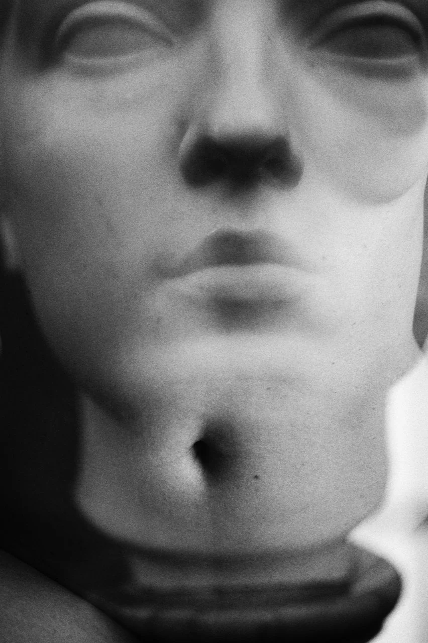 Touching_Lina_Scheynius - 24 of 40.jpeg