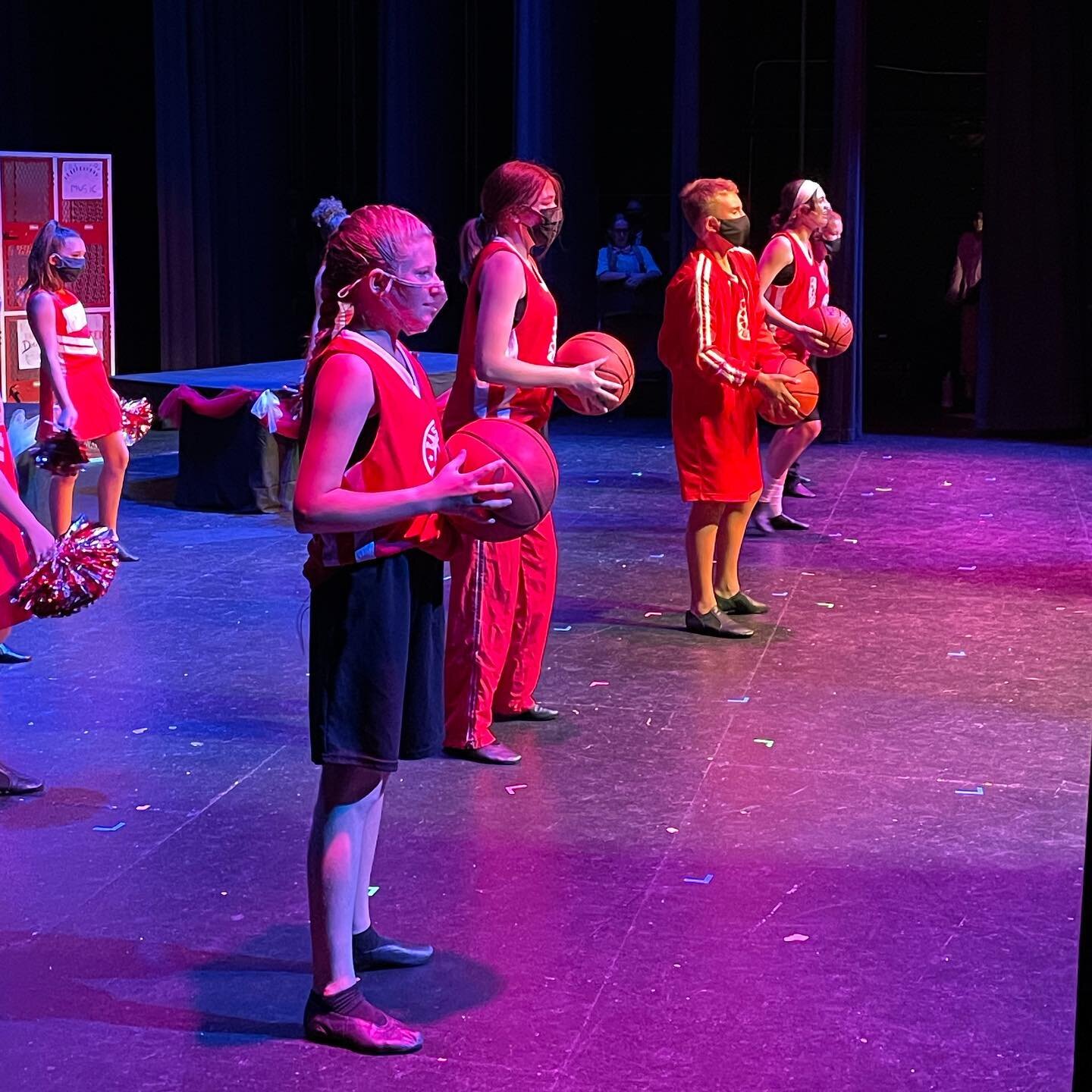 On the coldest day of the year (so far) DTS is doing a #throwbackthursday to one of our hottest&mdash;High School Musical, in June of 2021! 🏀🎤📣

Want to join in the fun? Register for all of our productions today at:
www.doublethreatstudios.com

St