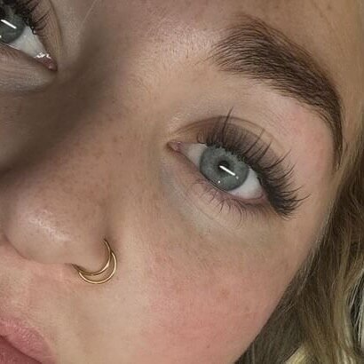 Lash extension magic by @mercedes.themae &mdash; ICYMI, our full service spa is here for everything you could ever need: skin, nails, waxing, brows and lashes, and so much more. Add a spa service to your next salon visit!