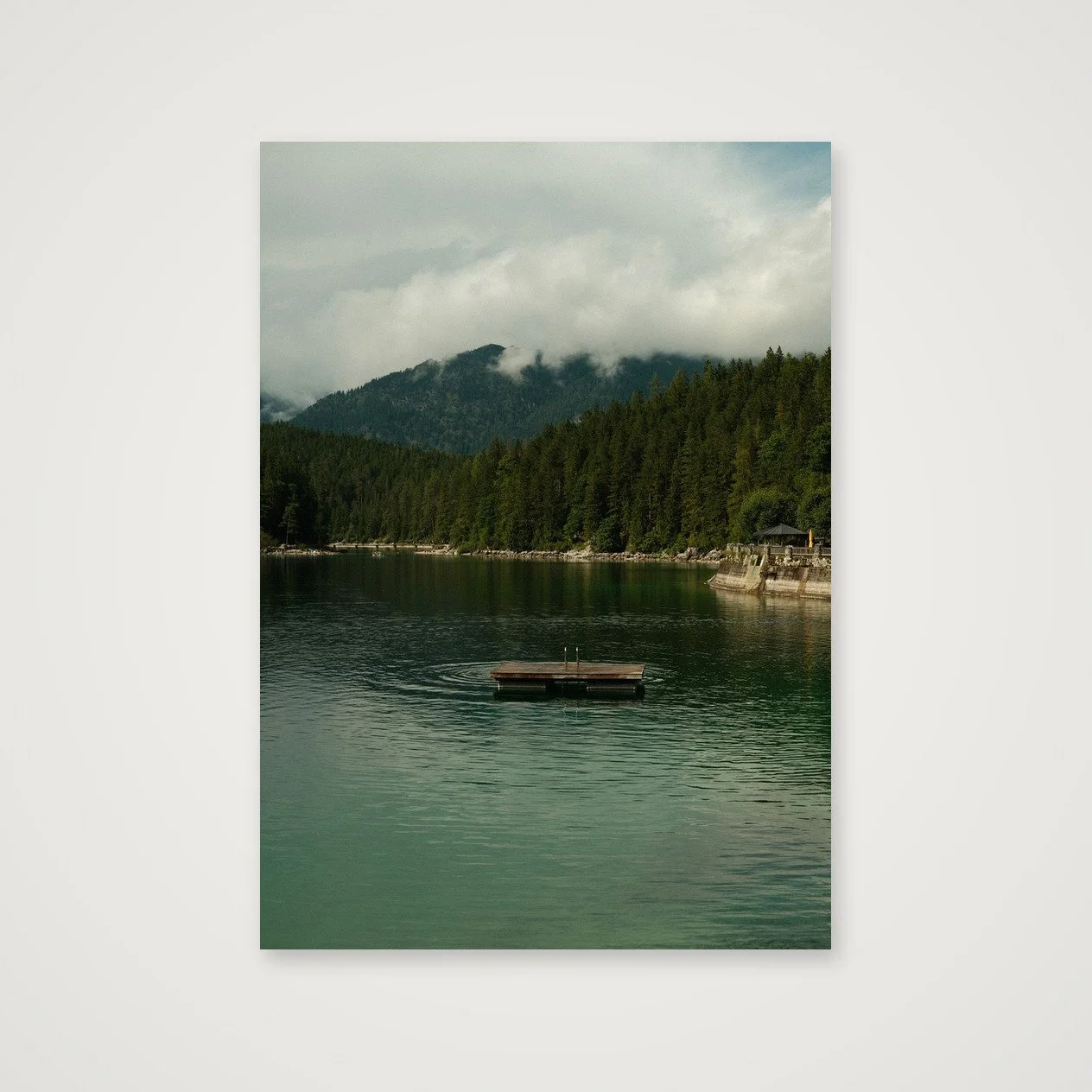 shot_table_71628f95_74fb3bdf.jpg
