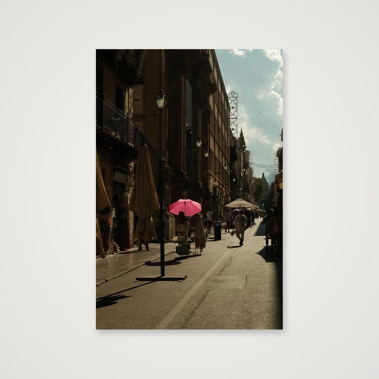 shot_table_f677385f_0c296997.jpg