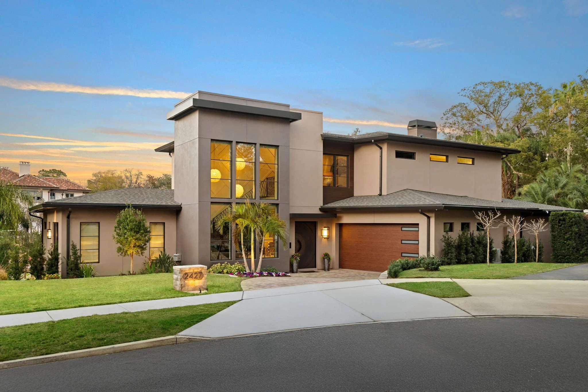 How Florida’s Weather Affects Real Estate Photo Scheduling