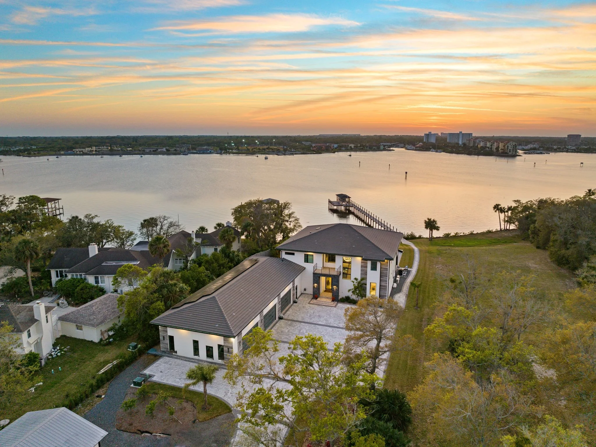 When Does a Listing Need Drone Photos? A Guide for Real Estate Agents