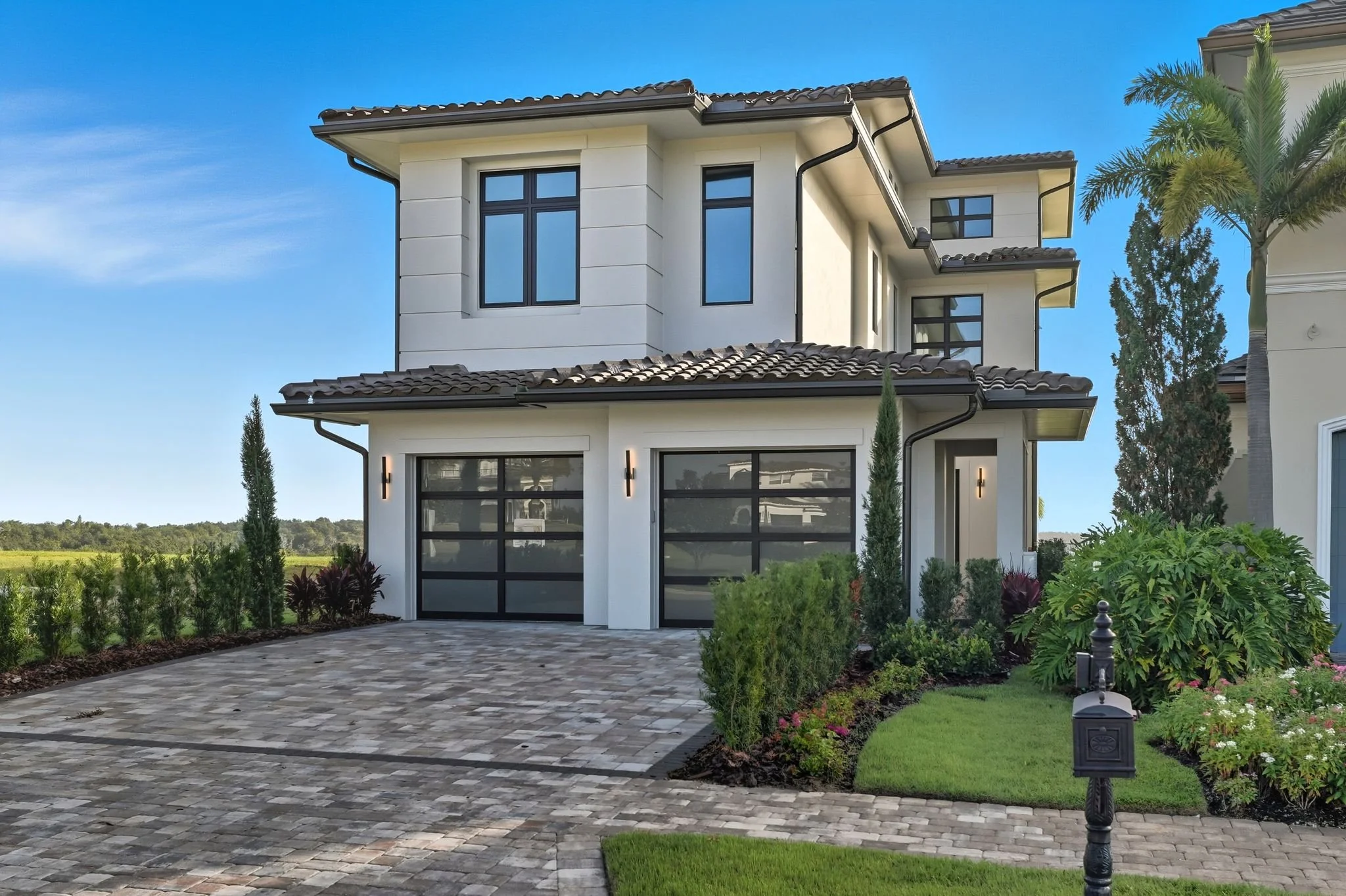 Photographing Florida Pool Homes and Outdoor Living Spaces