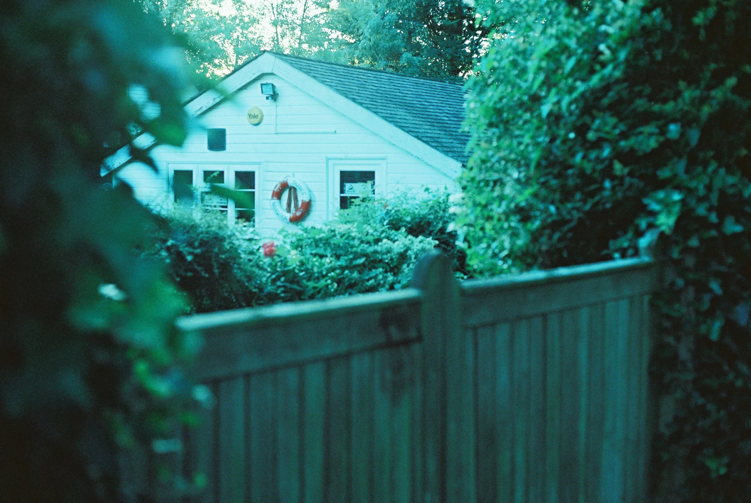 Photographing a Home That Backs to a Busy Road or Commercial Property