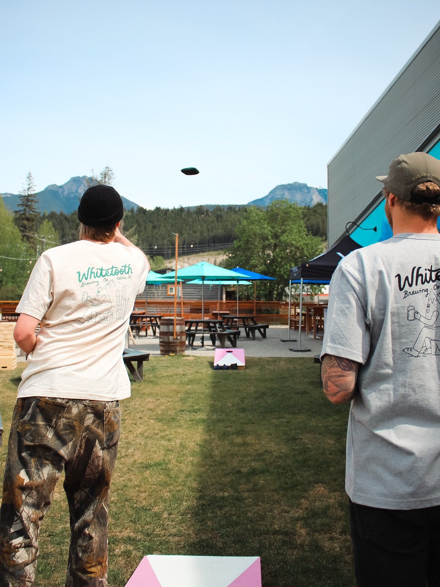 Have you spotted the new tees in the taproom? ✨

Our fav lil&rsquo; happy mountain design by @laurenspinnerstudio , on Canadian made t-shirts, printed by our pals over at @goldensignworks 💛 what&rsquo;s not to love!

Open 12pm-10pm everyday for all 