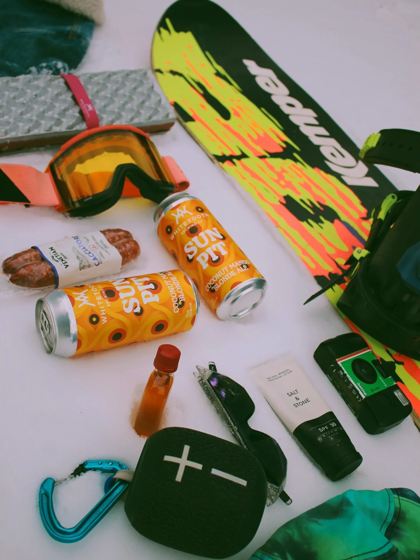 Beer pals&hellip;you having been LOVING the new Sunpit Coconut Mango Blonde Ale 🥥🥭, so much so that it&rsquo;s almost already sold out in tallboy 4-packs! 🤯 

Don&rsquo;t worry though, we&rsquo;ve got a very exciting new beer release dropping this