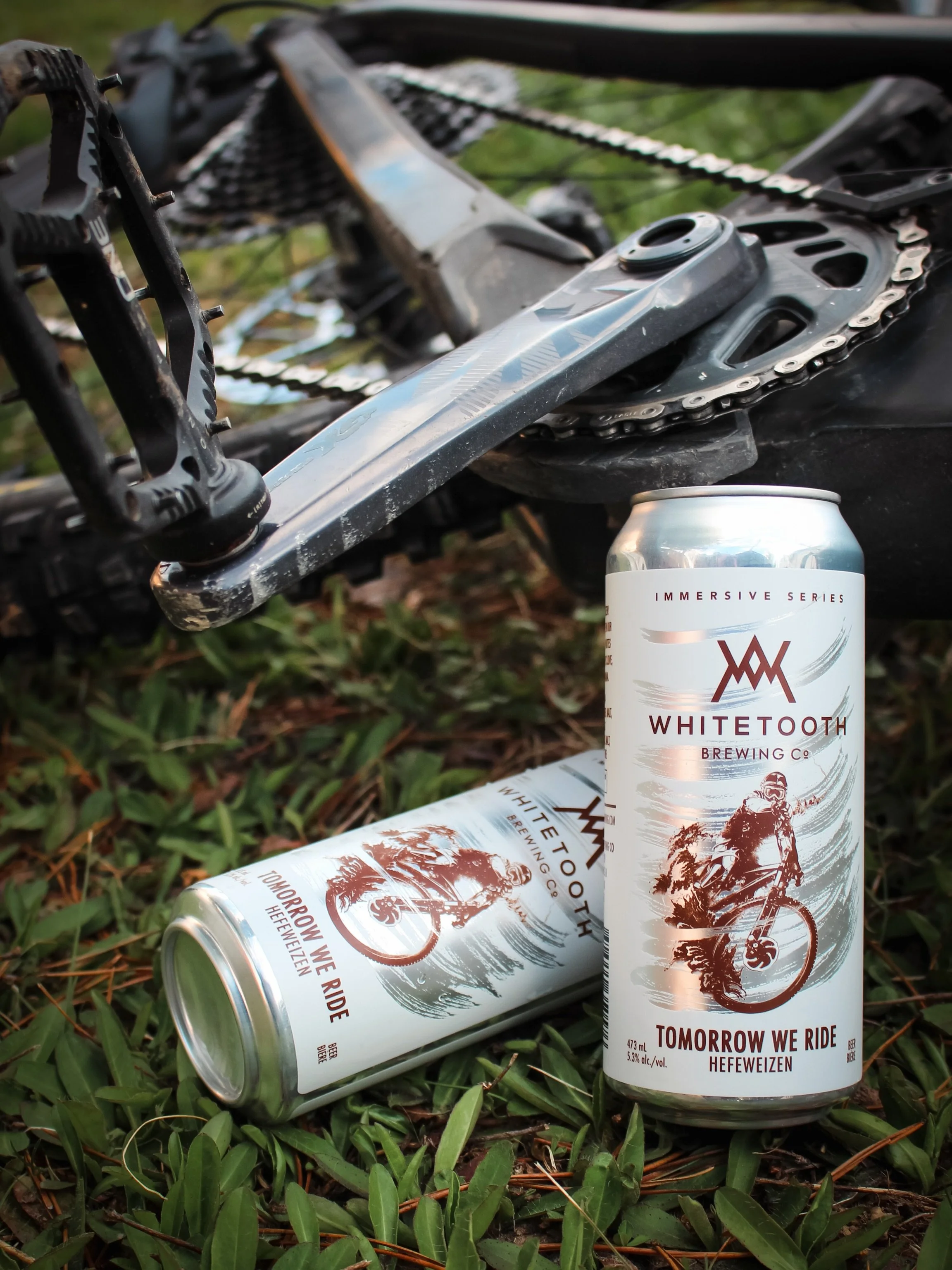 Tomorrow We Ride Hefeweizen 🤎

Immerse yourself in our modern Hef, with notes of tangerine, honey, clove, vanilla and banana. 

This one pairs perfectly with&hellip;
🚴 pedals with pals
🌻 springtime garden prep
🍗 the first few bbq&rsquo;s of the s