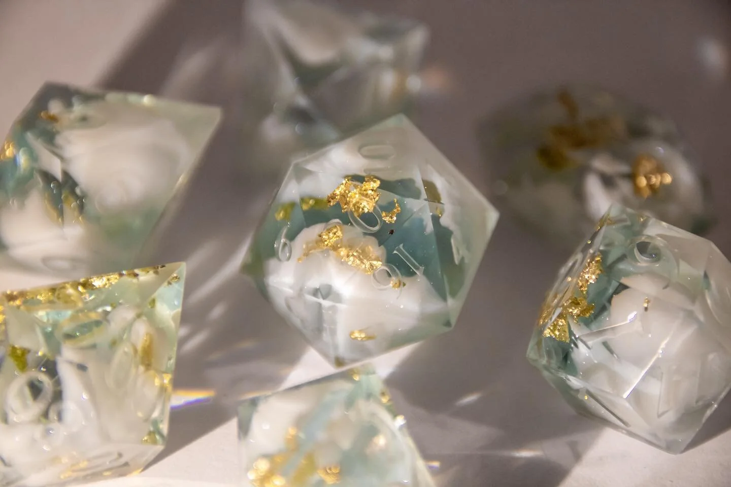 🌩 𝓛𝓲𝓰𝓱𝓽𝓷𝓲𝓷𝓰 𝓣𝓱𝓲𝓮𝓯 🌩
⠀
Happy Fourth, everyone! I remade this set 4 times and I FINALLY got it right! I&rsquo;m in love!
⠀
 *&middot;.&middot;&acute;&macr;`&middot;.&middot;**&middot;.&middot;&acute;&macr;`&middot;.&middot;**&middot;.&m