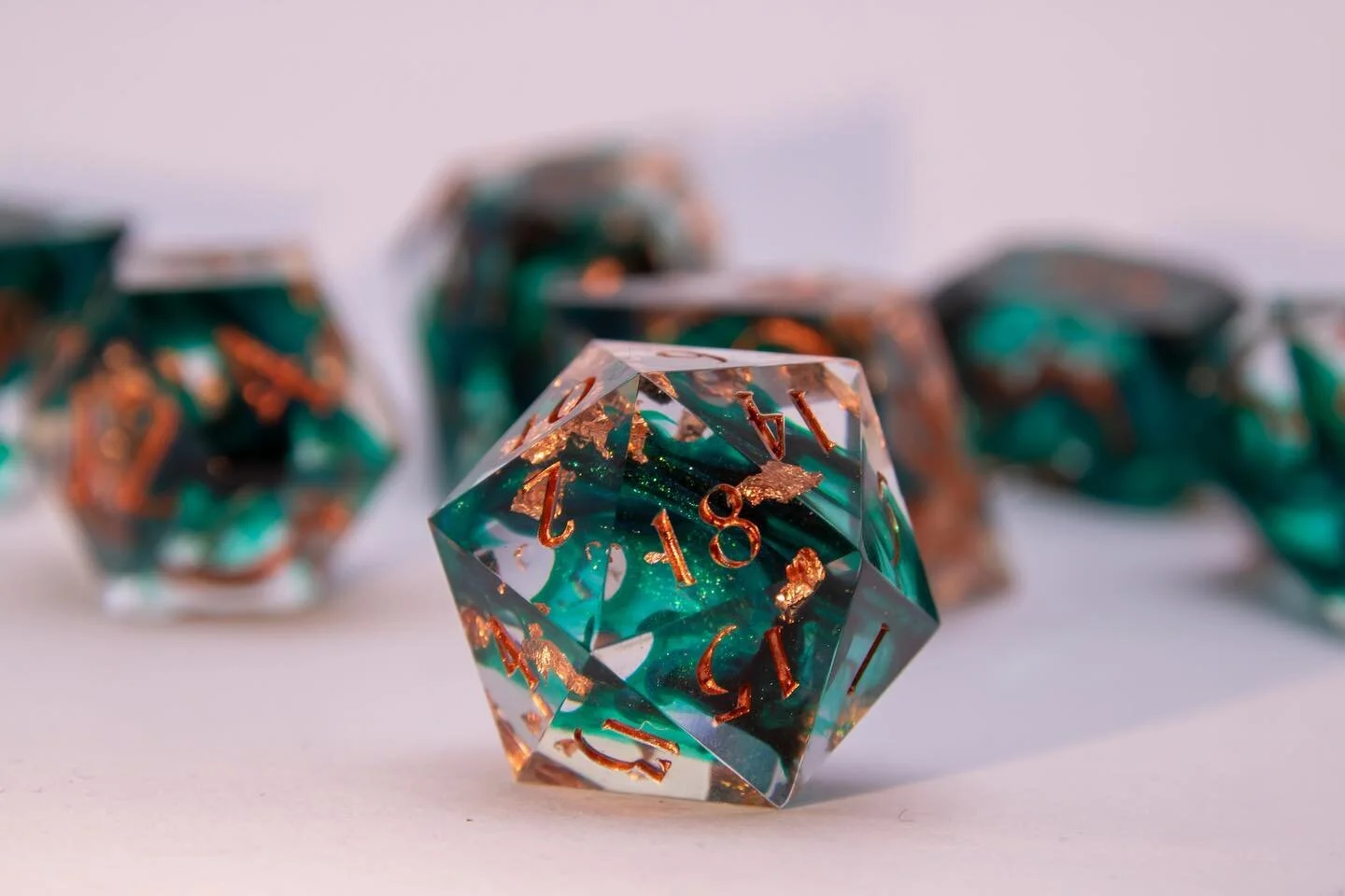 🏔 𝑺𝒉𝒂𝒓𝒅 𝒐𝒇 𝒕𝒉𝒆 𝑮𝒆𝒐𝒎𝒂𝒏𝒄𝒆𝒓 🏔
⠀
𝘛𝘩𝘦 𝘵𝘳𝘦𝘦𝘴&rsquo; 𝘤𝘢𝘭𝘭 𝘵𝘳𝘢𝘷𝘦𝘭𝘴 𝘢𝘭𝘰𝘯𝘨 𝘵𝘩𝘦 𝘸𝘪𝘯𝘥 𝘢𝘯𝘥 𝘳𝘦𝘢𝘤𝘩𝘦𝘴 𝘵𝘩𝘦 𝘸𝘪𝘻𝘢𝘳𝘥, 𝘵𝘩𝘦𝘪𝘳 𝘳𝘦𝘴𝘰𝘶𝘯𝘥𝘪𝘯𝘨 𝘤𝘳𝘪𝘦𝘴 𝘢𝘭𝘭 𝘴𝘩𝘰𝘶𝘵𝘪𝘯𝘨 𝘰𝘯𝘦 𝘵𝘩𝘪?