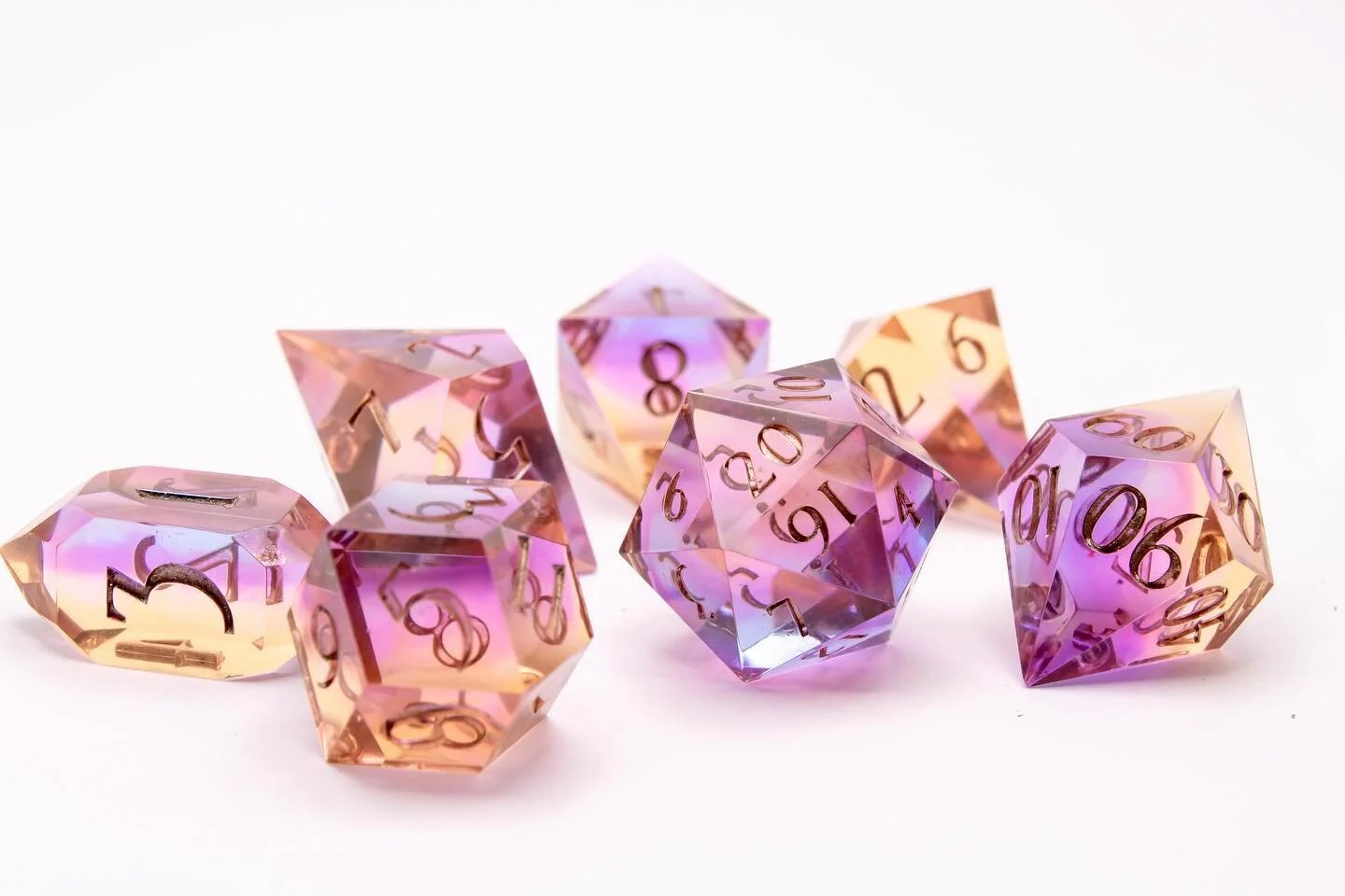 🌄 𝓢𝓪𝓫𝓪𝓱 🌄
⠀
Y&rsquo;all. This set is HARD to photograph. But it&rsquo;s my favorite of them all 💜
⠀
 *&middot;.&middot;&acute;&macr;`&middot;.&middot;**&middot;.&middot;&acute;&macr;`&middot;.&middot;**&middot;.&middot;&acute;&macr;`&middot;.