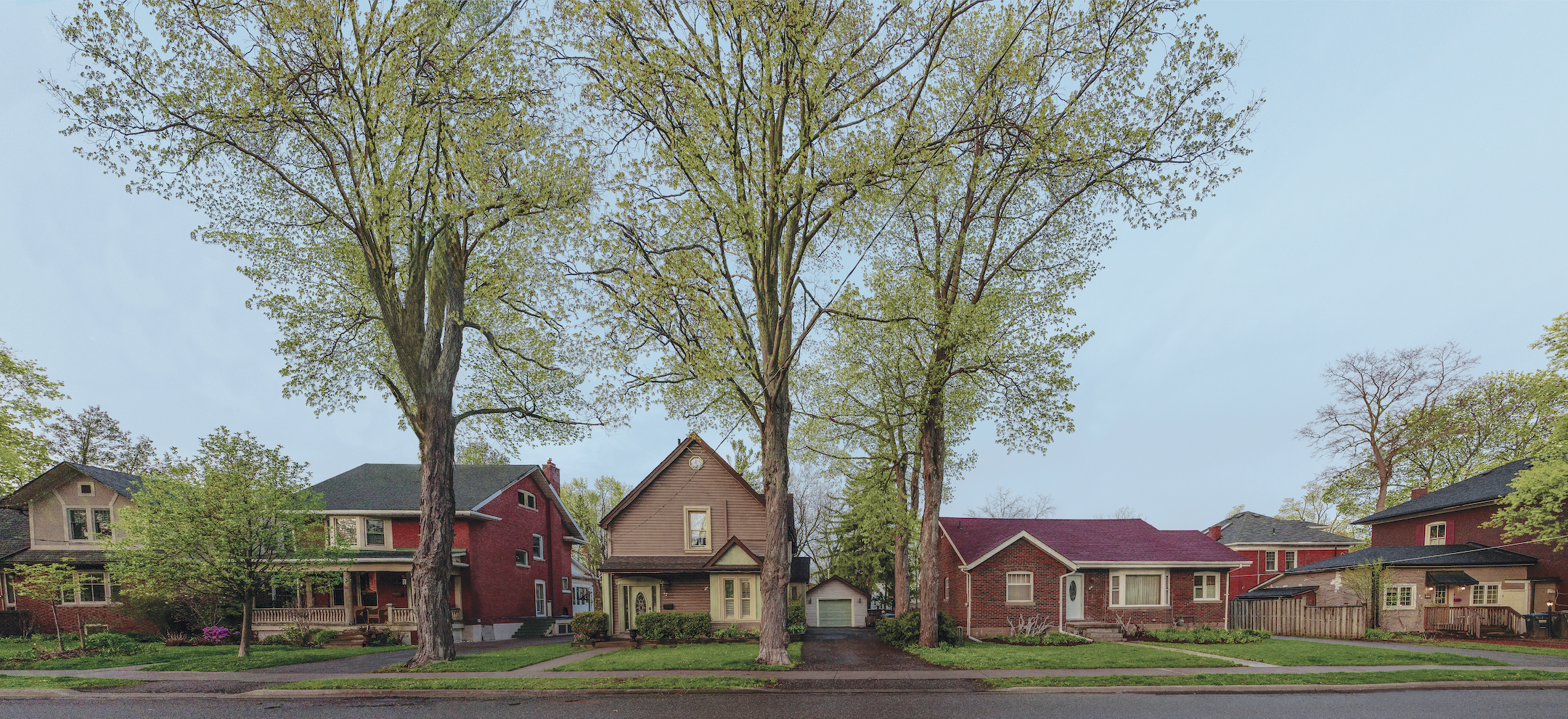 Int / Ext Derry Town