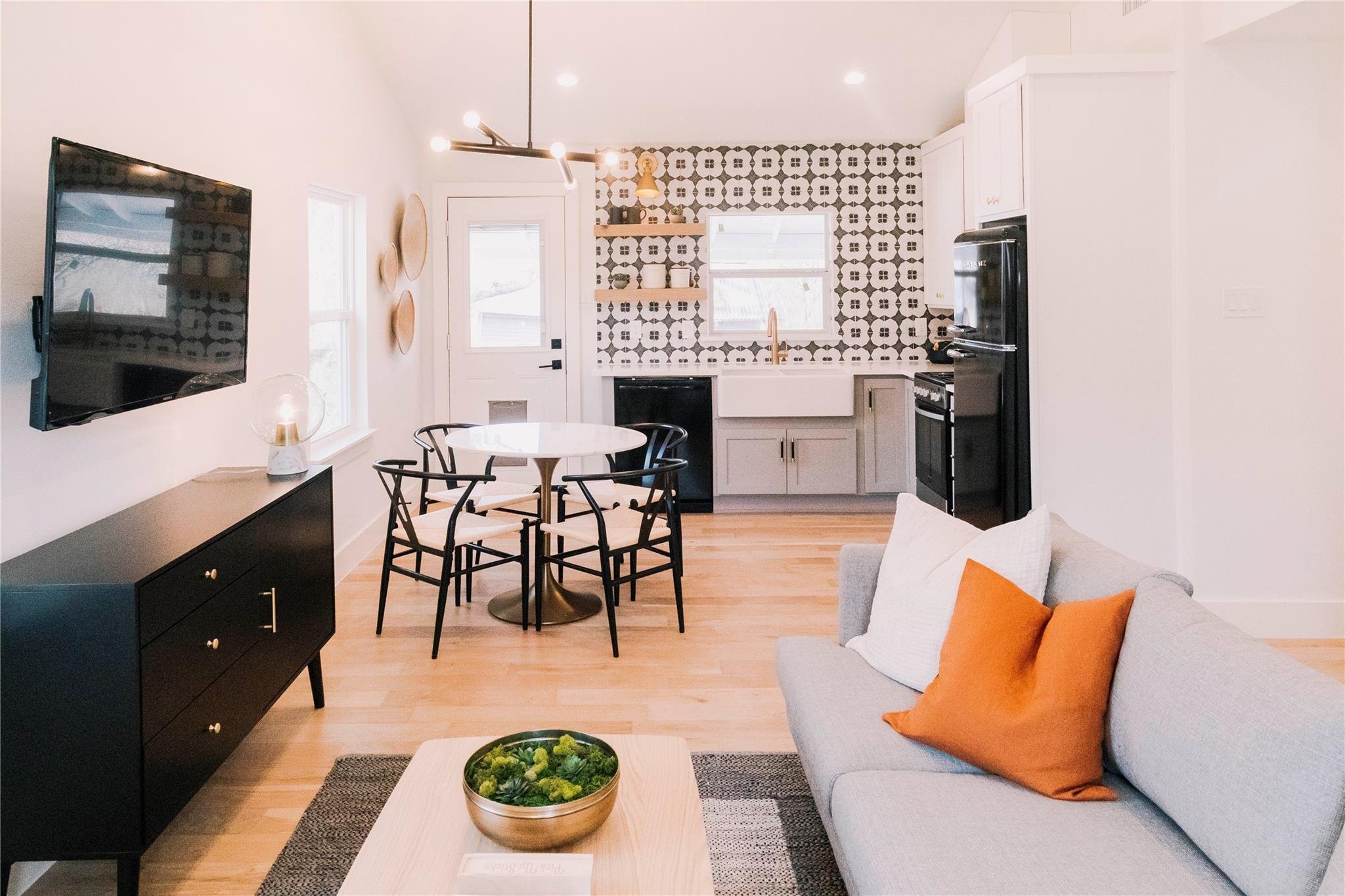 COMING SOON

We're excited to offer this quaint little cottage in downtown Rockwall for sale! 

Totally renovated in 2020, it has operated as a short-term rental for the past 3 years, earning over $3K/month on average in rental income.  It features a