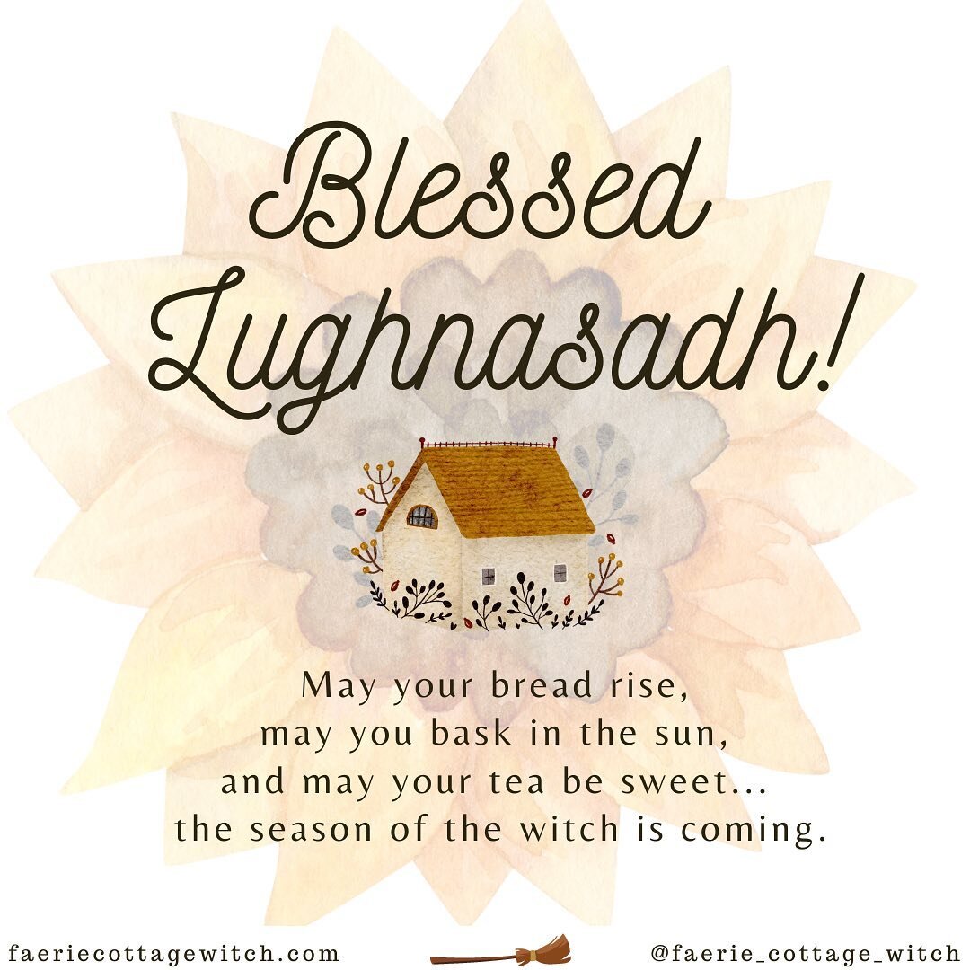 This is my favorite day of the whole year. My witch senses have hibernated all summer and now I am  ready to bewitch the mind &amp; ensnare the senses 🌾🌾🌾🌾🌾 Blessed Lughnasadh, witches 🥯🍞🥖🥨🥐

#lughnasadh #lammas #harvesthome #seasonofthewit