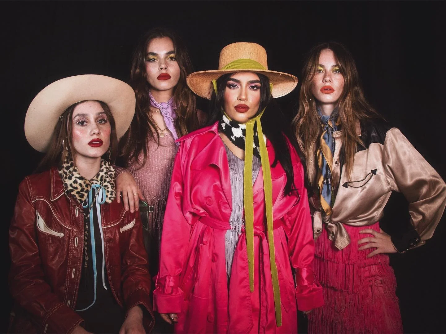 Lonelygirls club 💗 such a fun day playing dress up with y&rsquo;all. All these looks are avail online &amp; in store!! ✨