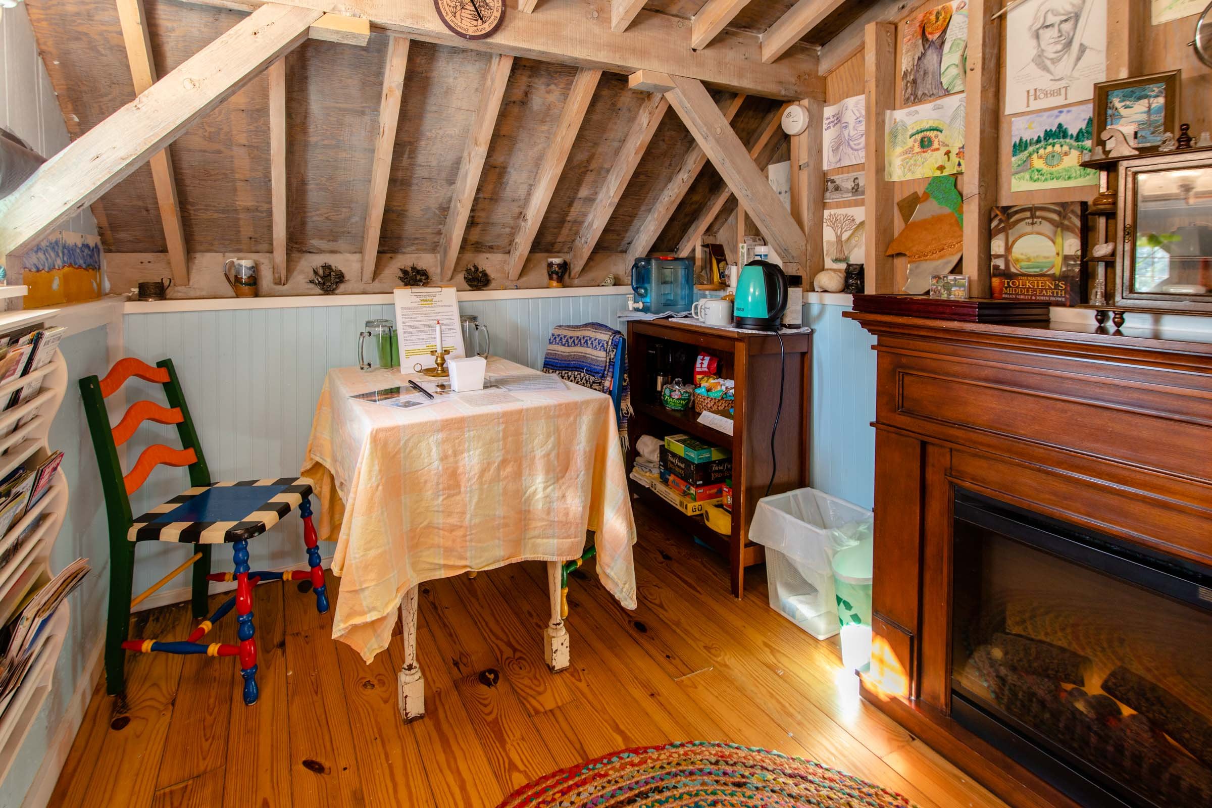 Unique Stay: Hobbit House to Rent + Things to do Bainbridge Island
