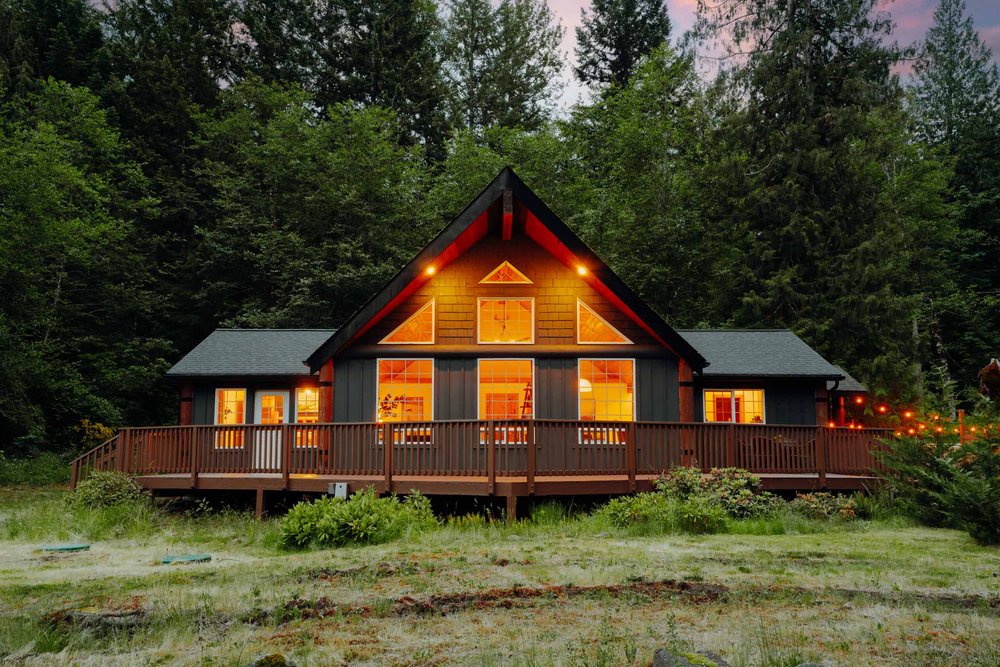 Chic Forest Escape Packwood