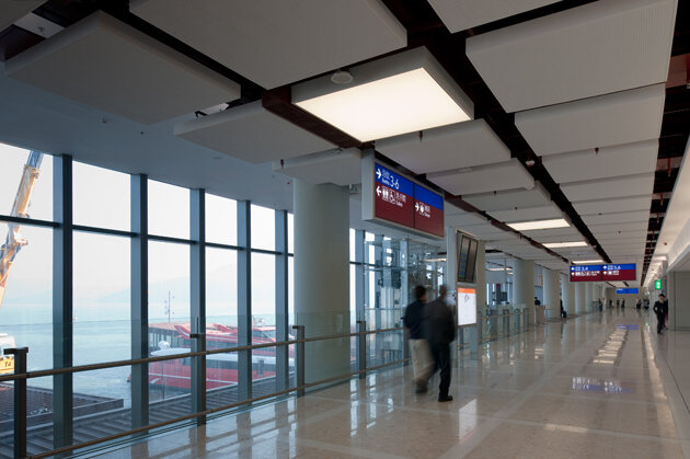 Photo of the interior of the HKIA SkyPier Ferry Terminal