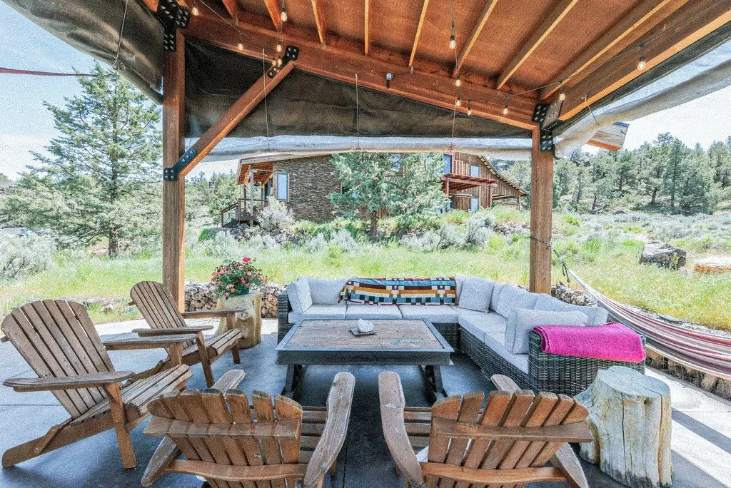 GR ourdoor sitting dining.webp