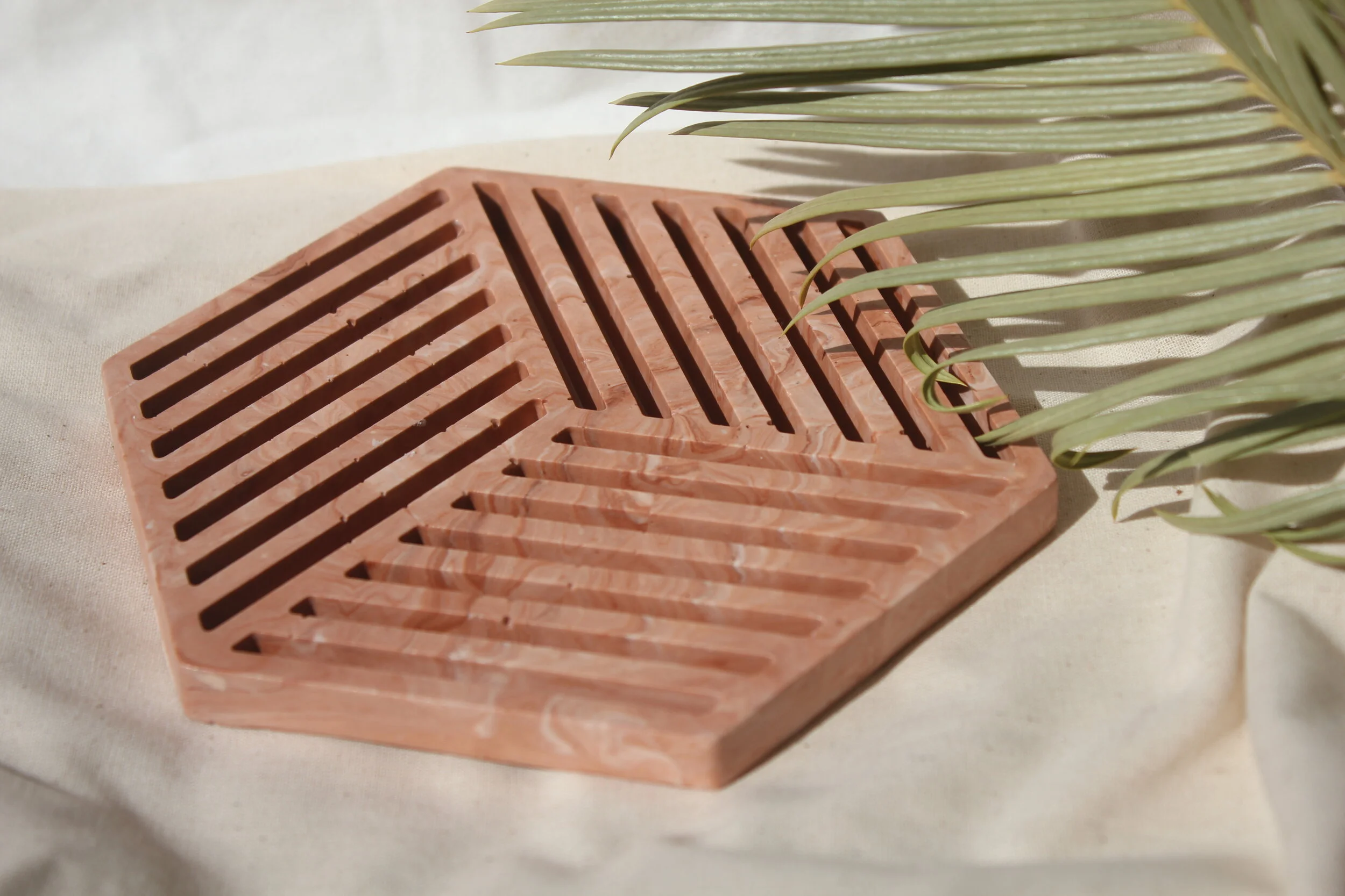 Tray 1