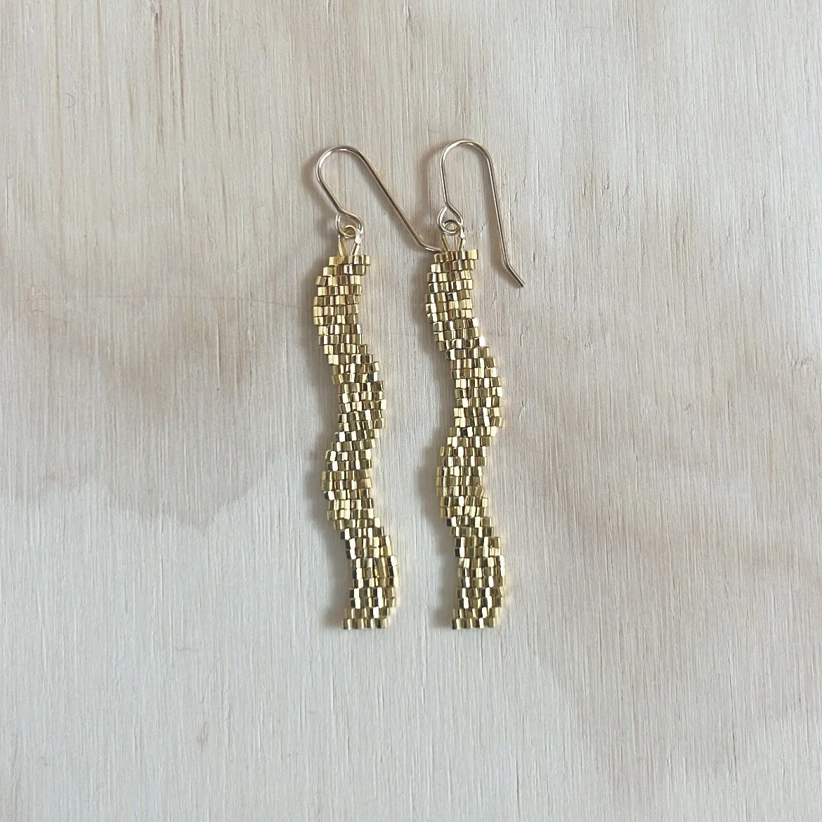 Narrow Rivers – Gold