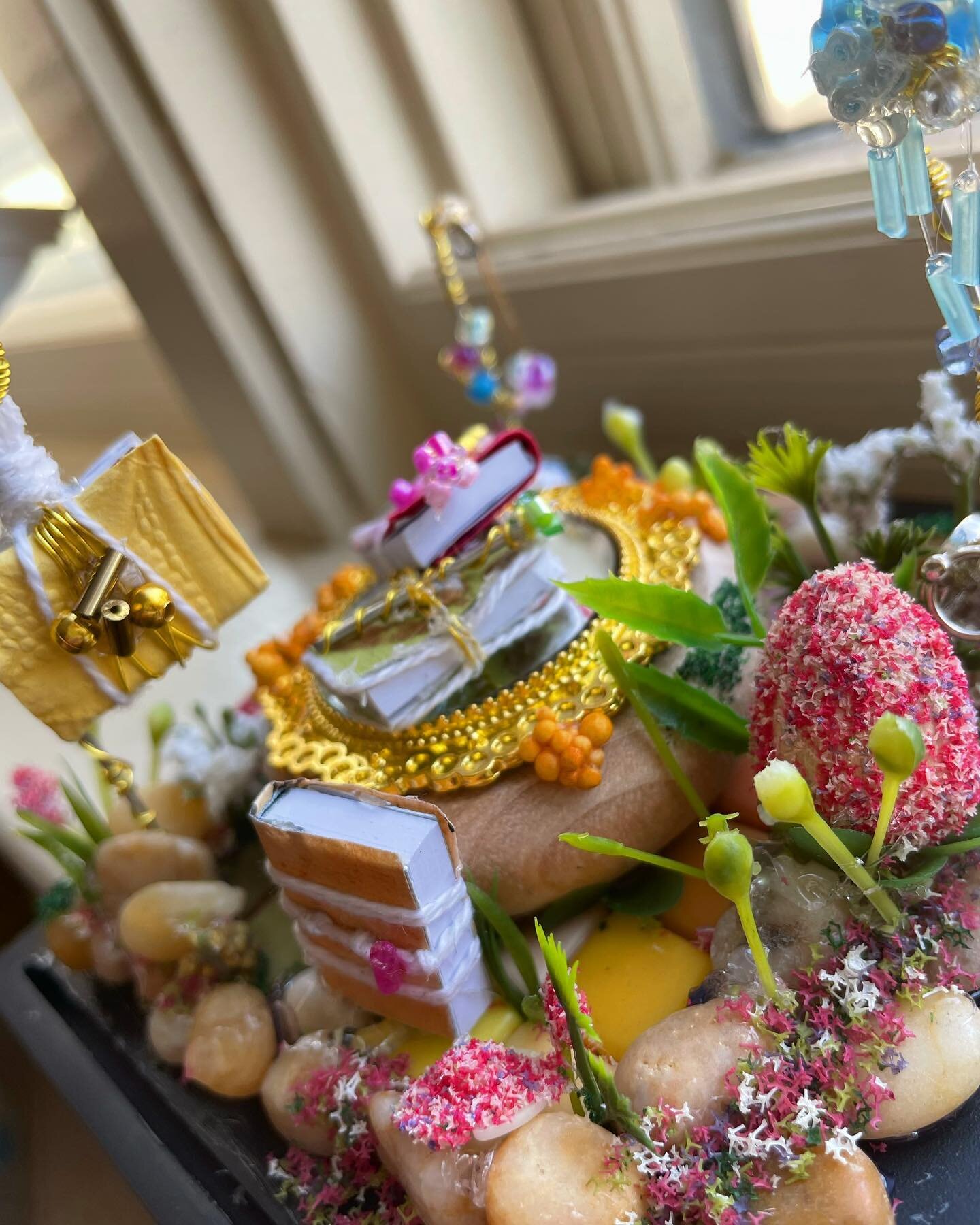 I make miniatures too! #miniatures #diy #crafts