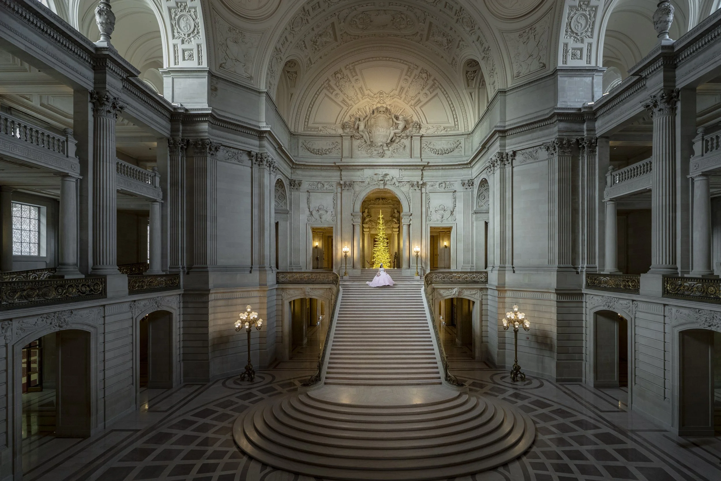 SF_City_Hall_Quinceanerra_Rachel_Levine_Photography-006 (14).jpg