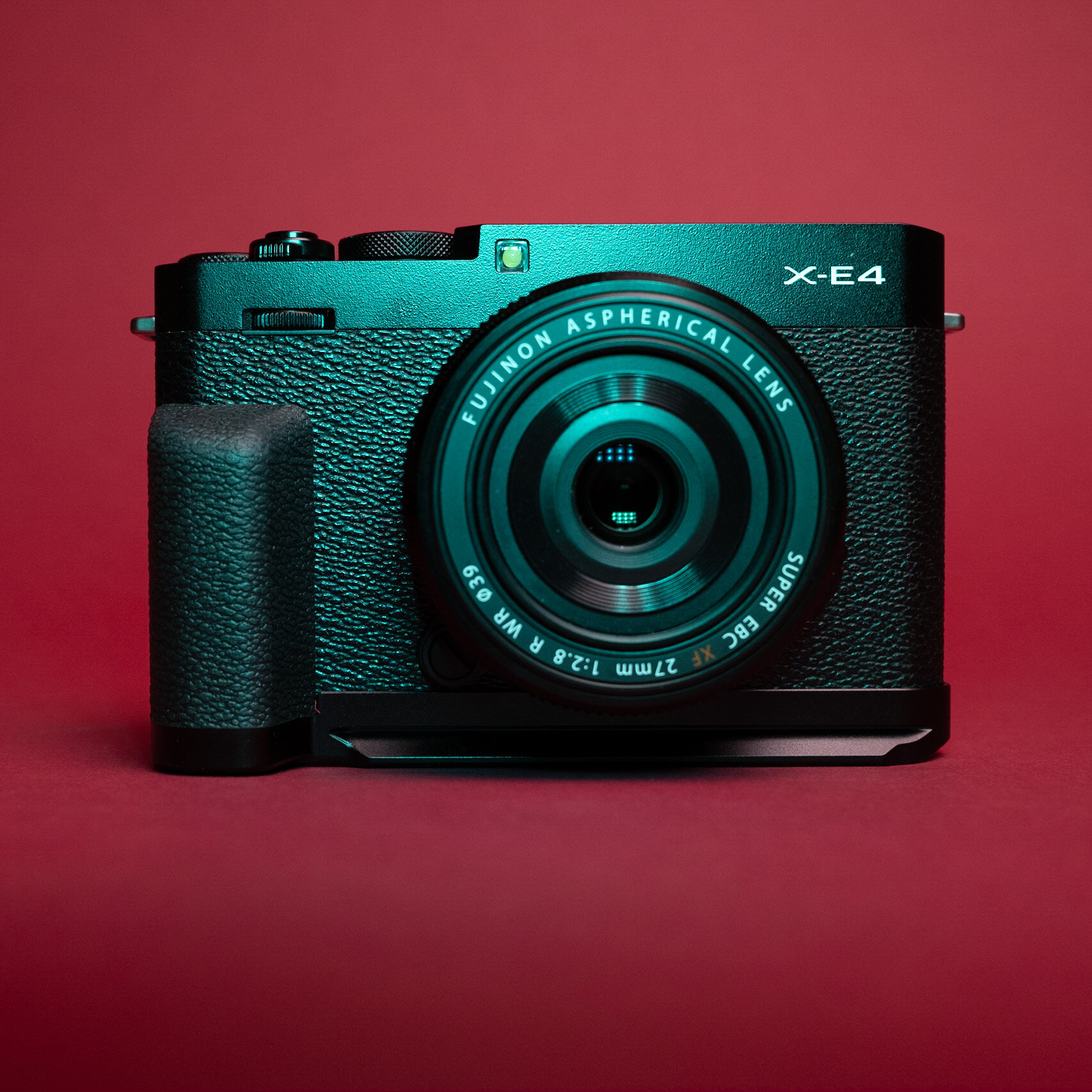 Hands on with the Fujifilm X-E4 &amp; 27mm