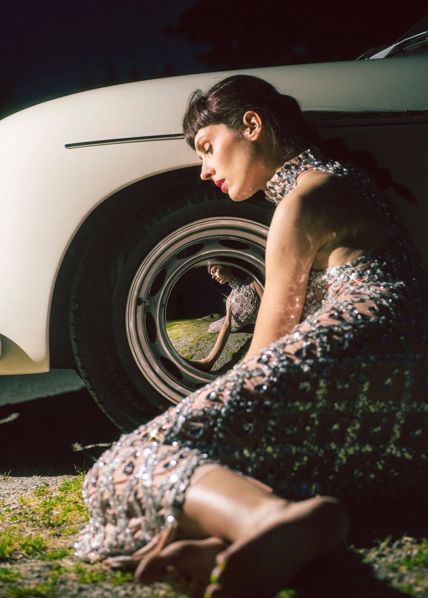 Y Hanson Photography Kerri Car_220.jpg