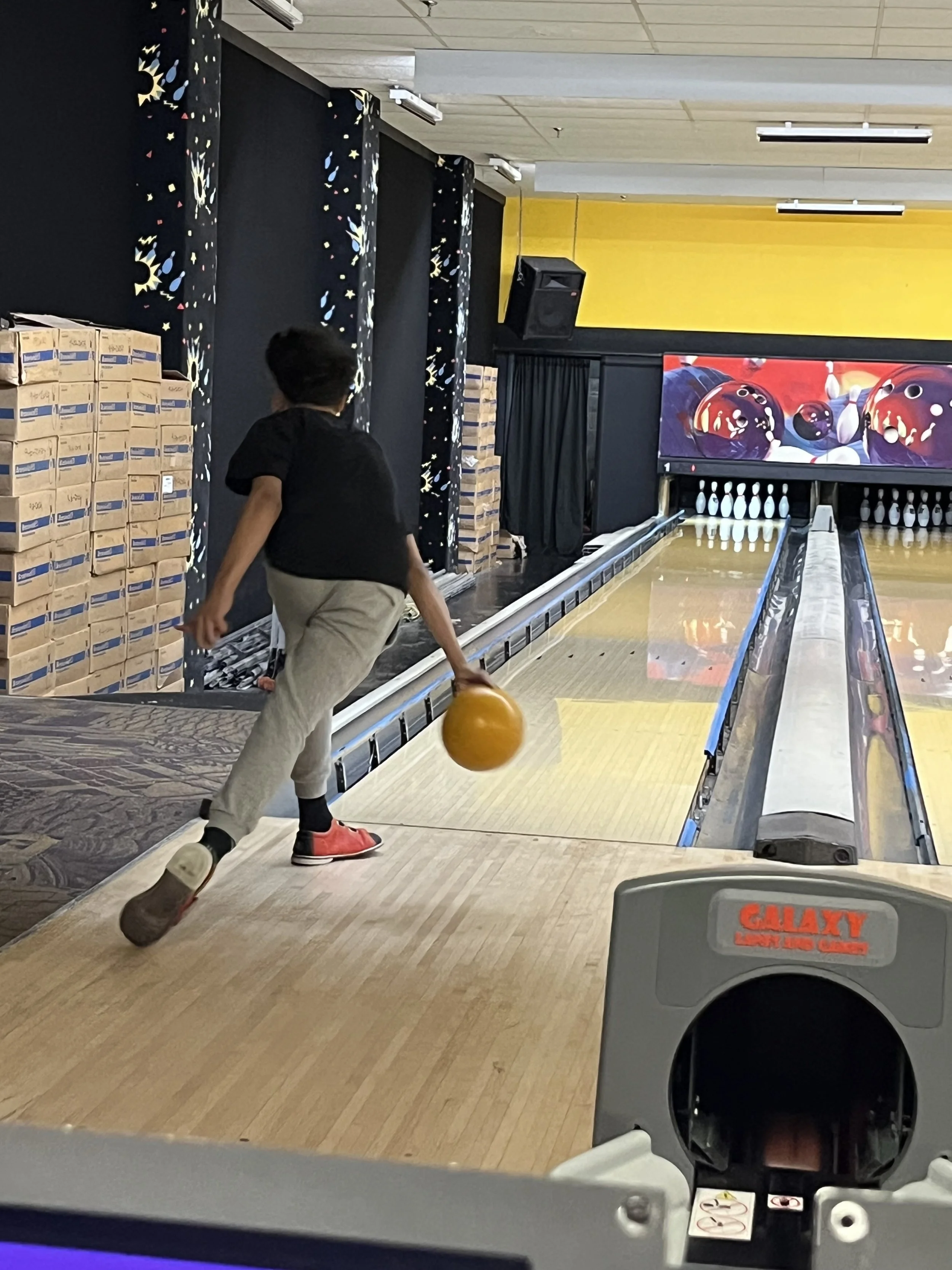 Bowling 1 .jpg