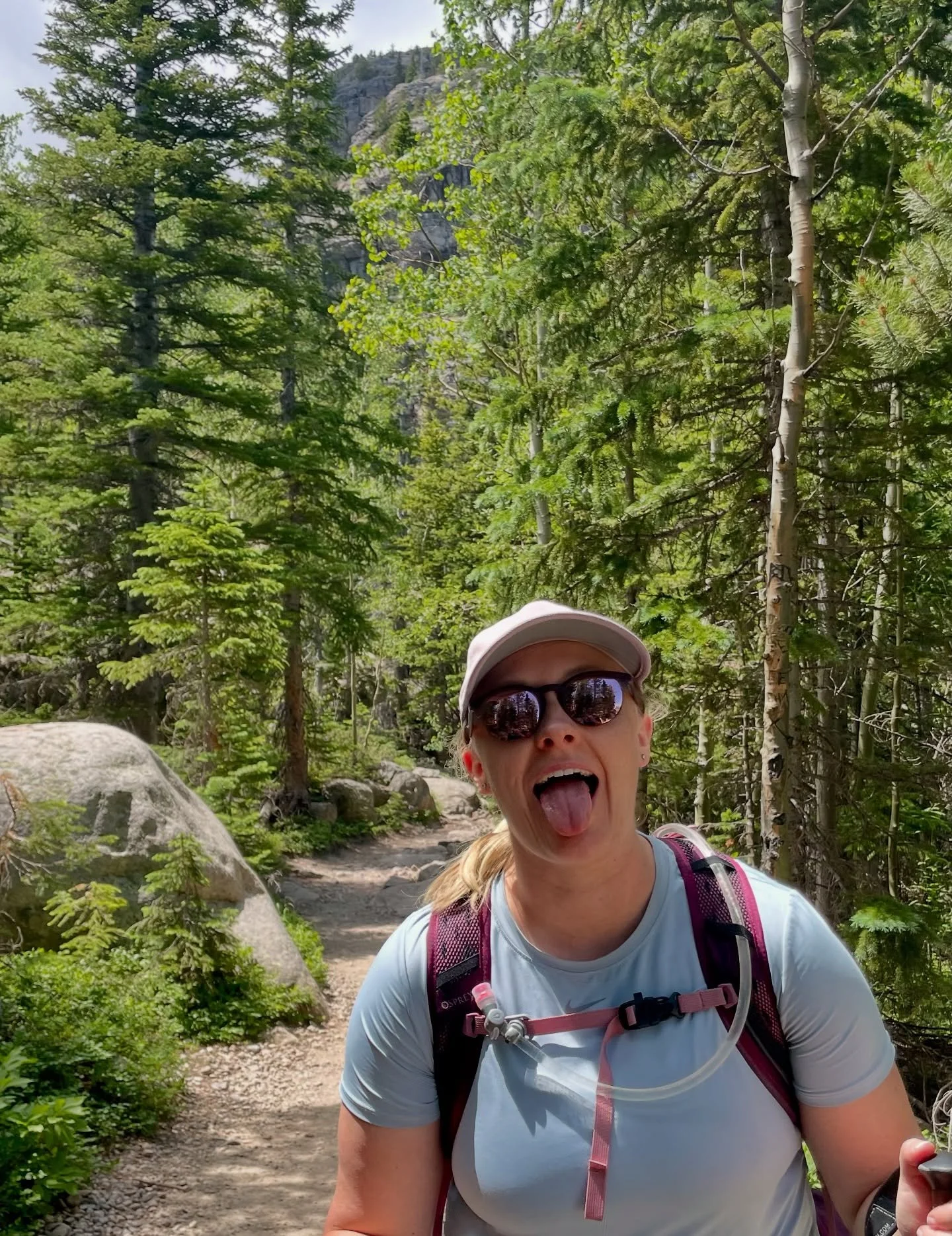 Happy Silly Saturday! 😜☀️ Because we all need a little more levity and nature in our lives&hellip; 

Plus I have way too many pretty pictures on my phone from our Colorado trip not to share them, so consider this my first of many photo dumps.

Need 
