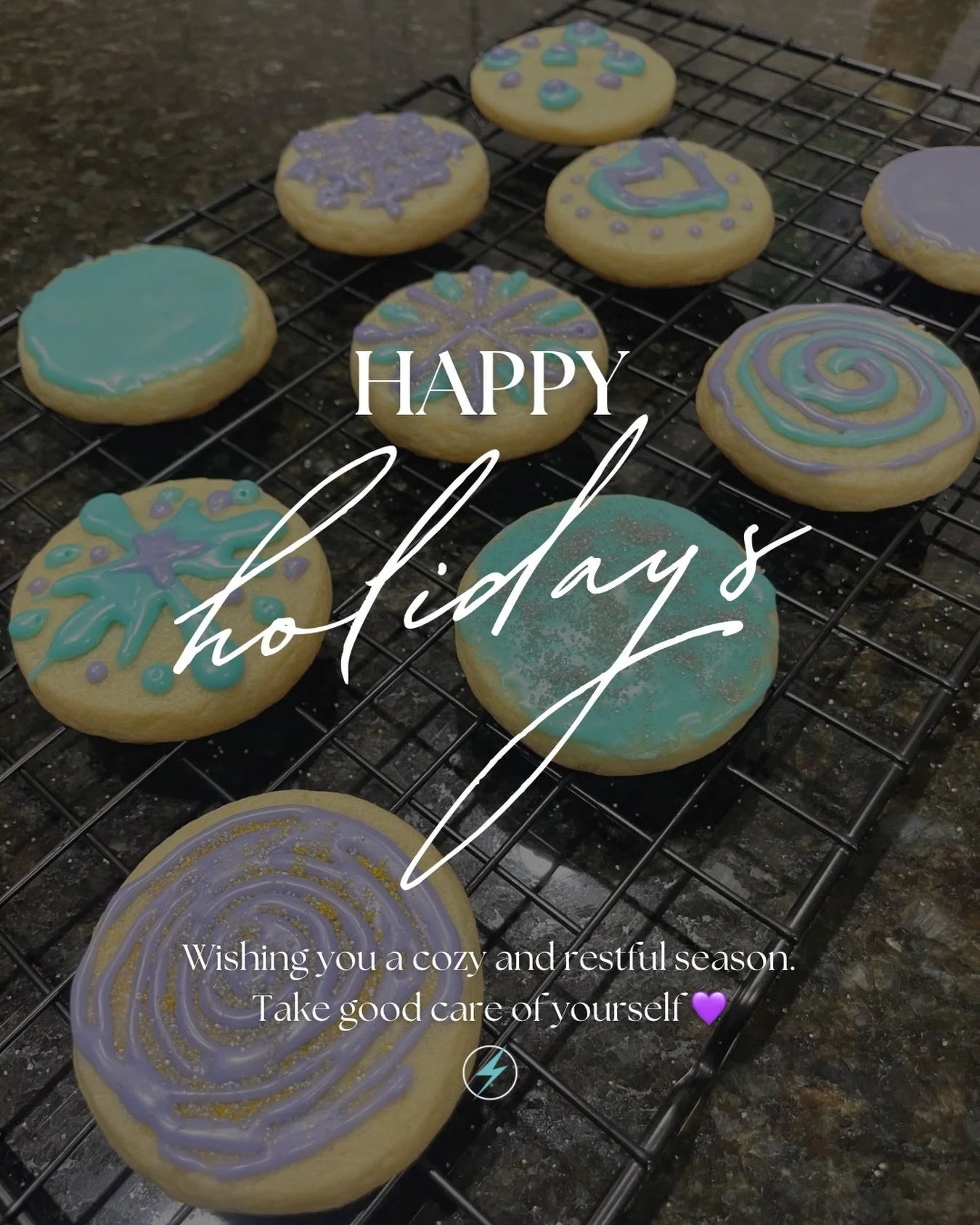 OOO until Monday ✌🏼💜 Thank you for being in my little corner of the internet. Sending love and sugar cookies! 🥰