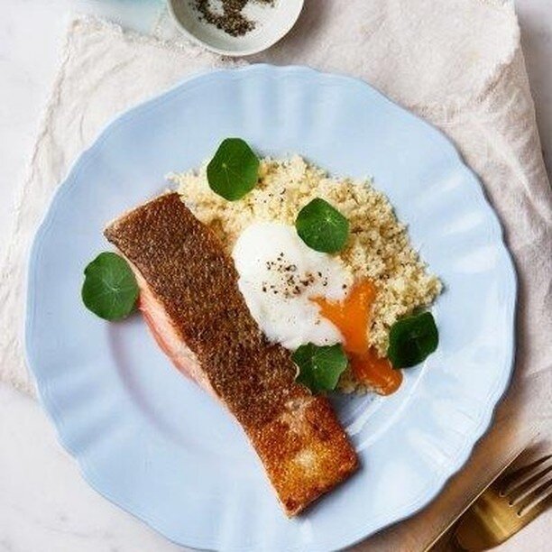 This is a super dish that is perfect for breakfast, lunch or dinner! @huonsalmon with 63 degree egg. Check out the recipe on @leftoffthemap website including Ben's trick for the perfect poached egg - no waterbath required.