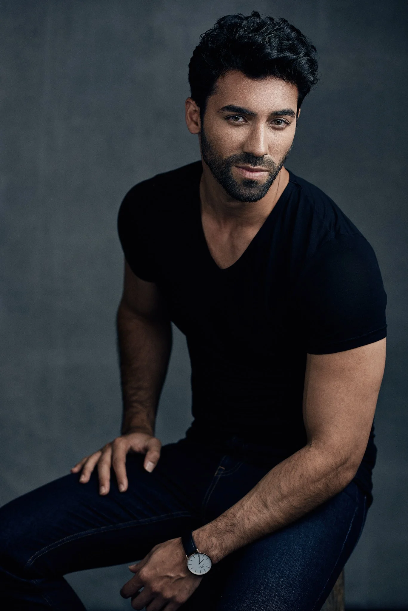 Vancouver Headshot Photographer, Vancouver Portrait Photographer, Vancouver Editorial Photographer, Vancouver Gallery Photographer, Vancouver Celebrity Photographer, Elinchrom