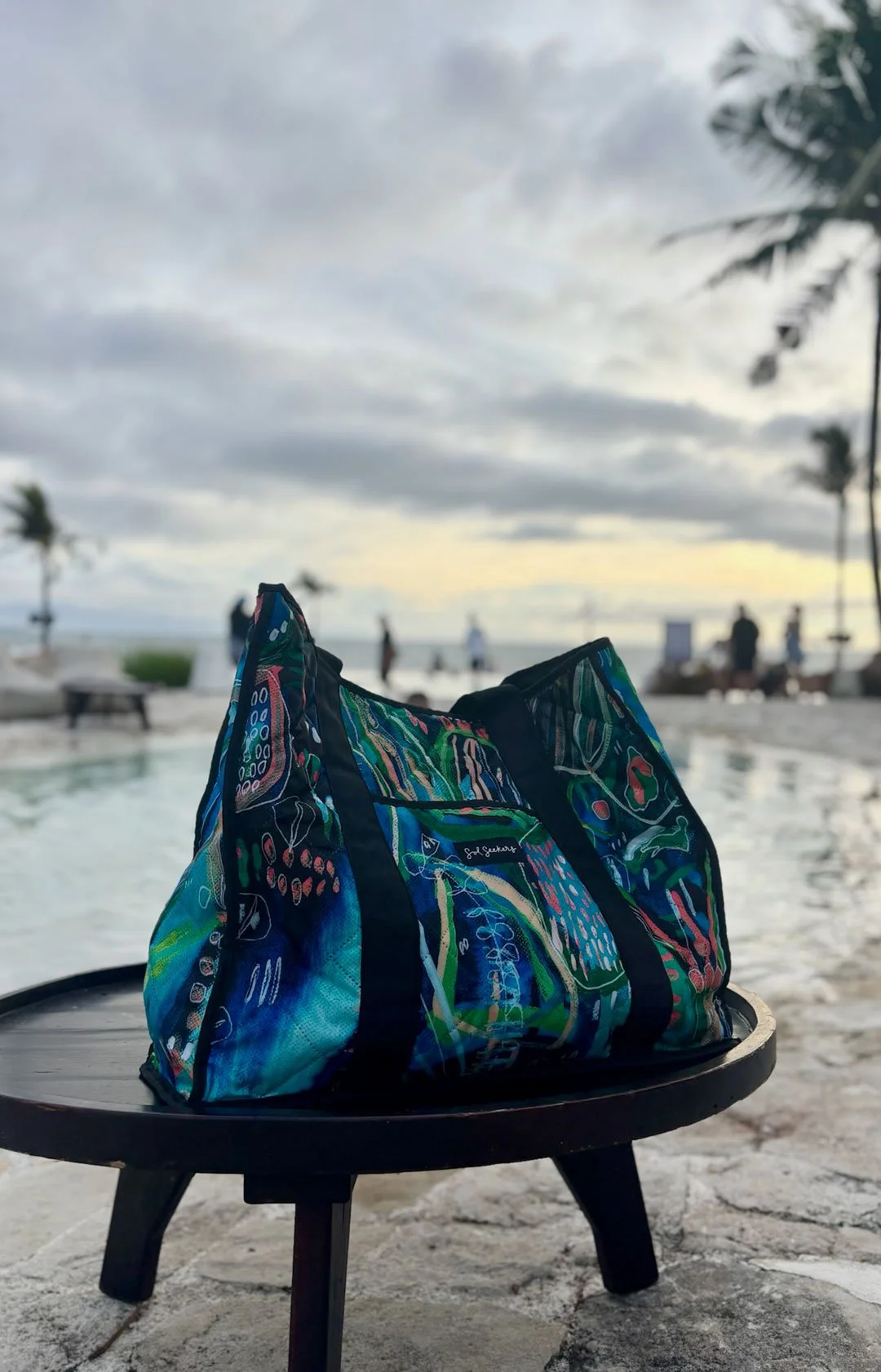 Totes_Tropicana8_1080px.jpg
