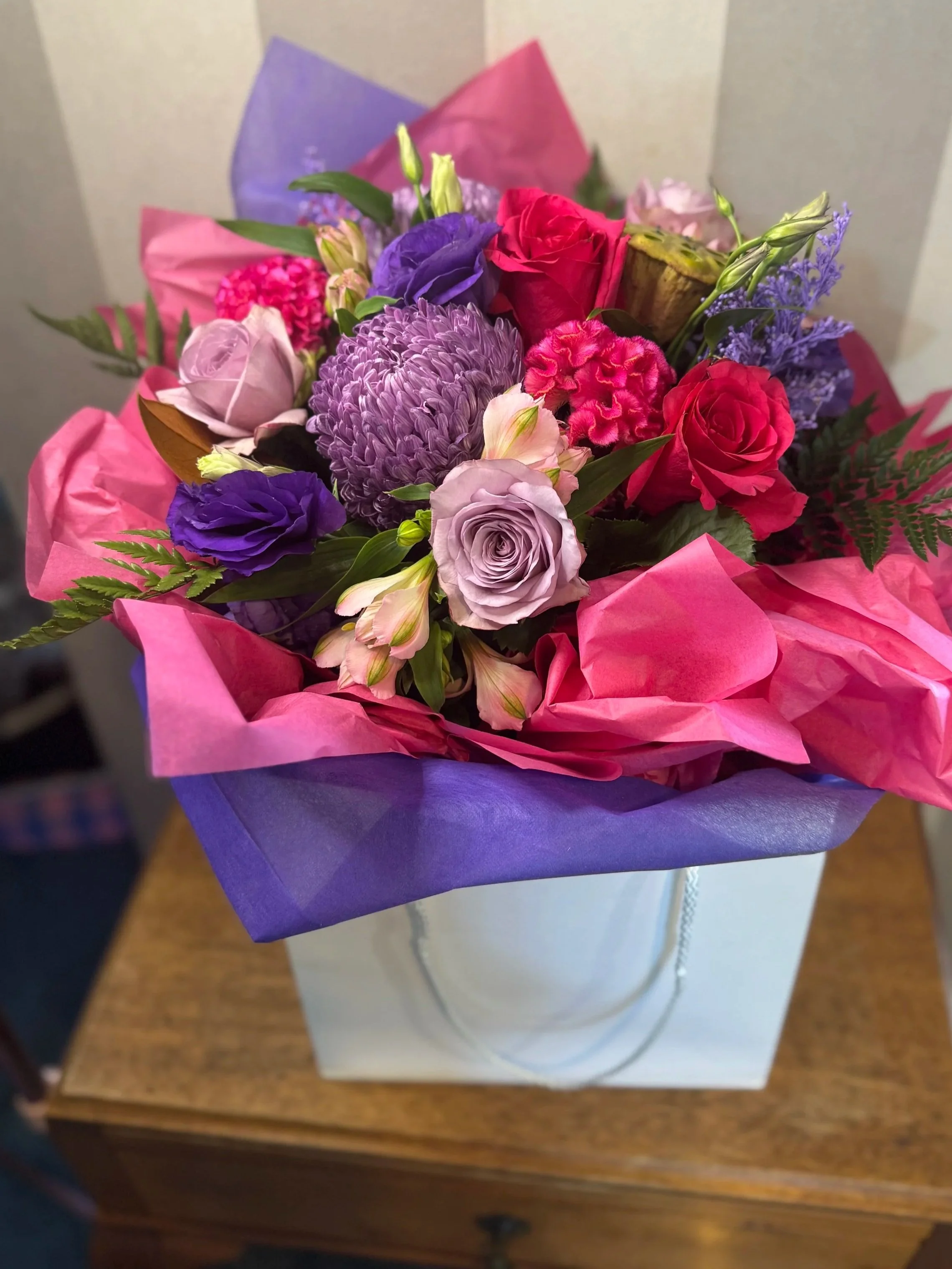 designed-to-dazzle-flower-bag-auckland-florist.jpg