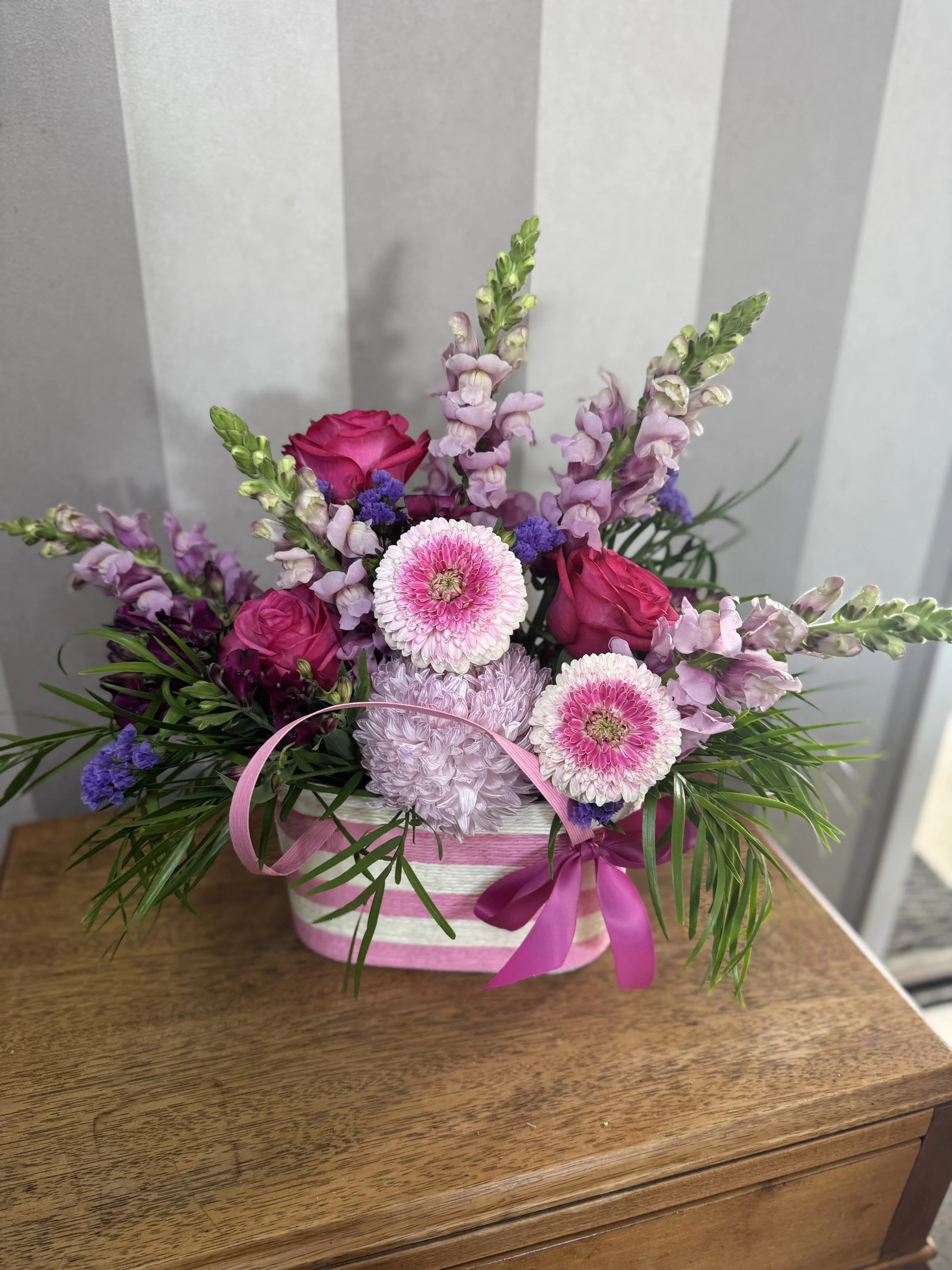 Pretty Fresh Flower Handbag Arrangement