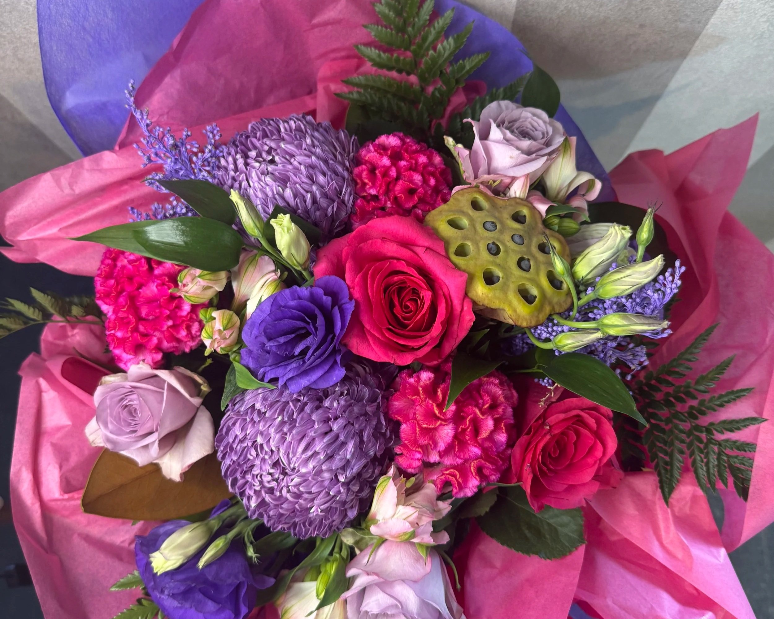 designed-to-dazzle-flower-bag-auckland-florist.jpg