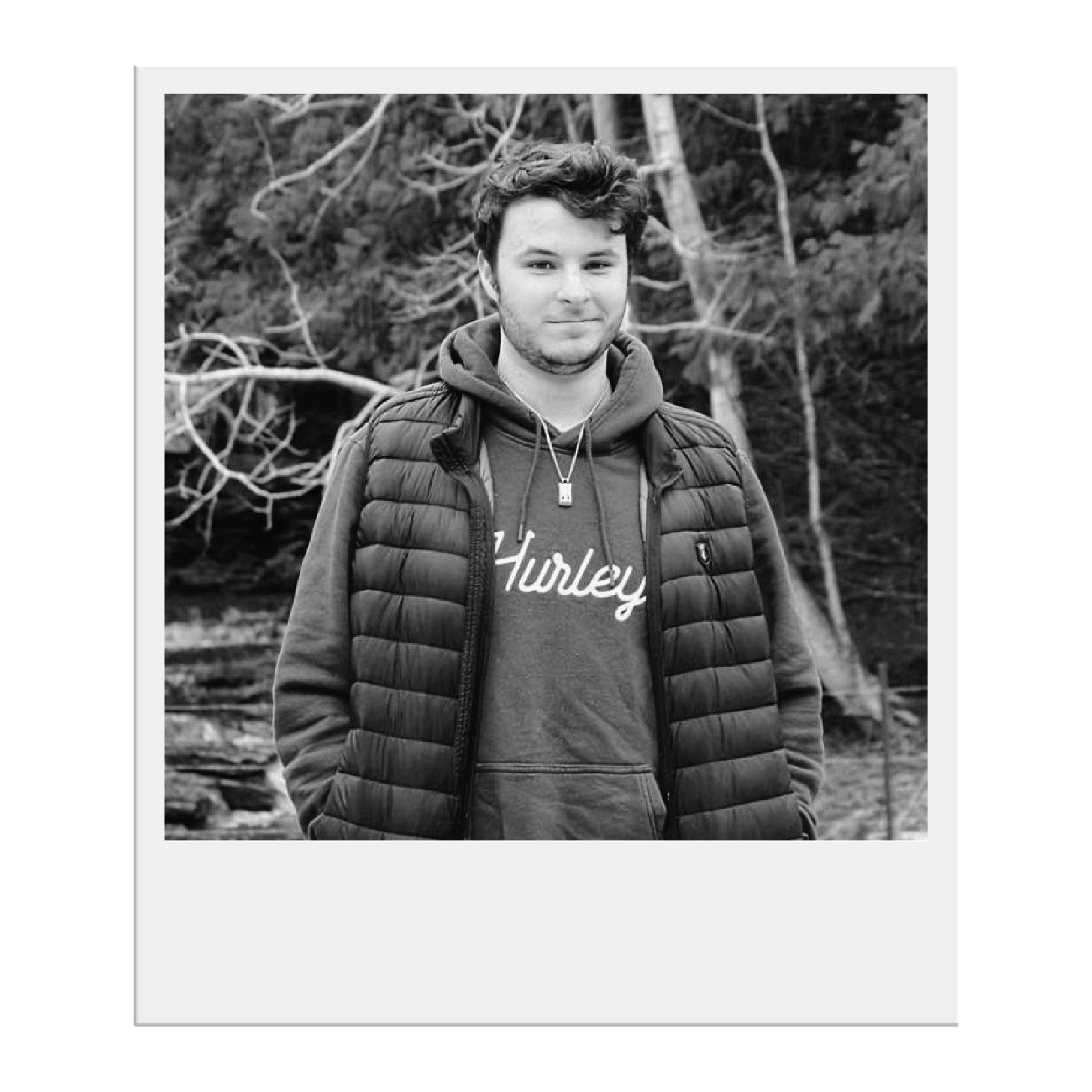  
 Lennon Walling 

 Post Production Coordinator 

  lennon@rollingpictureco.com   

 

 
  
 

 
  
 

 
 