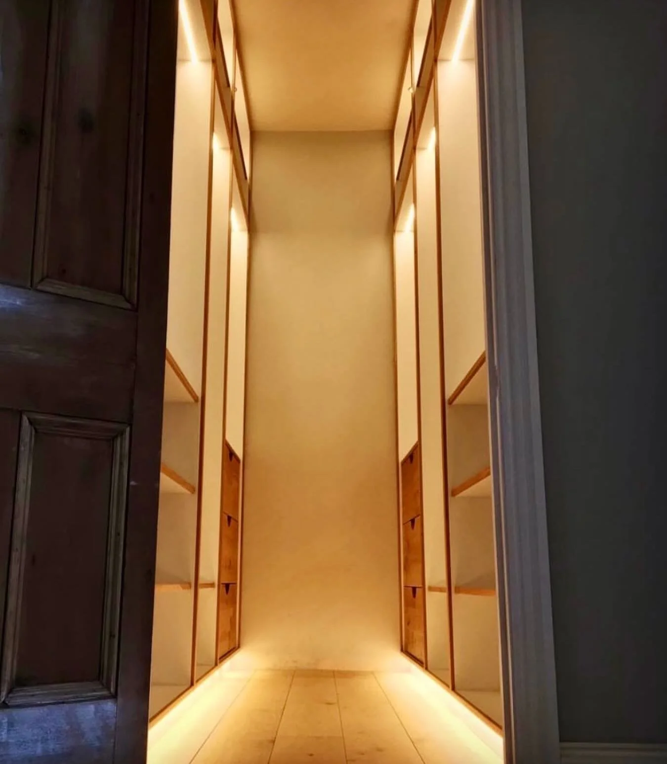 All in on the lighting options for this walk-in wardrobe. #bespokewardrobes #bespokeinteriors #interiordesign #lighting #bedroomdecor #dressingrooms #interiorsofinstagram