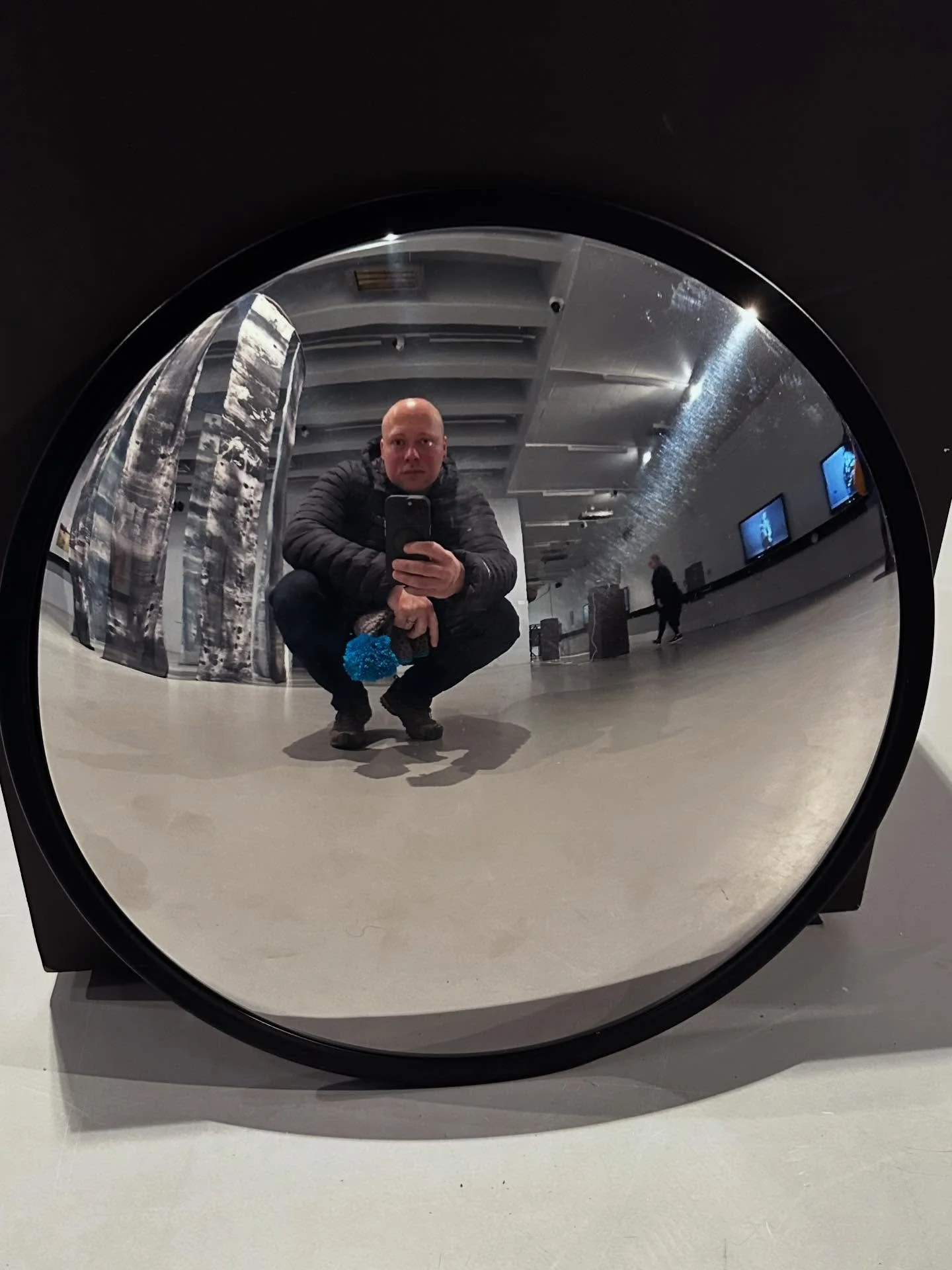 Flew back yesterday, back at it today. Lots to do and start getting ready for the move. #smallbusinessowner #cabinetmaker