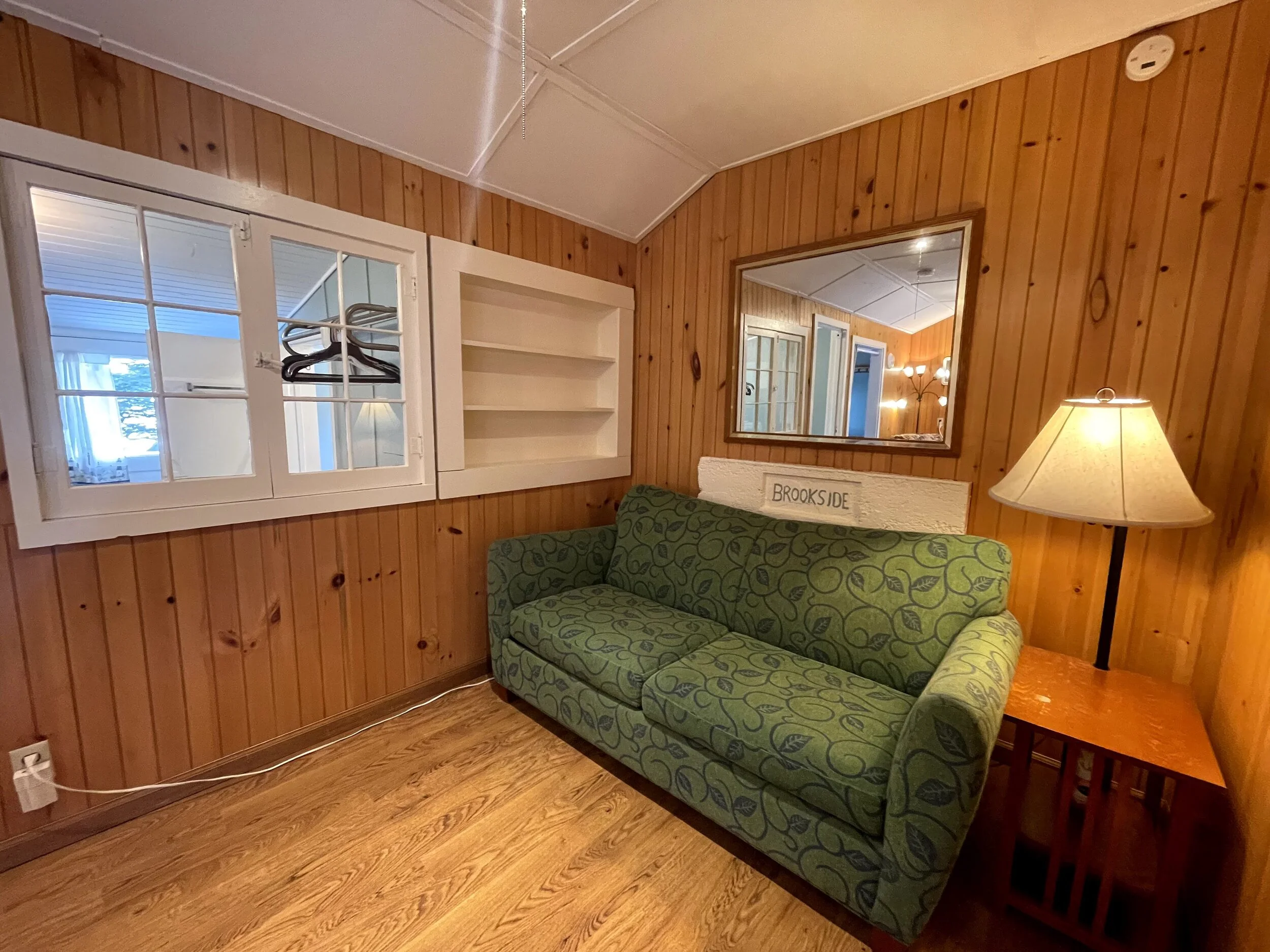 Cottage 5 “Brookside” — Brookside Cottages & Resorts