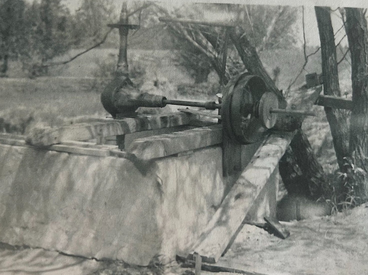 Up until 1929, Brookside was a Gristmill. Powered by the current of Mason Creek, A water wheel ground grain into flour and cornmeal.