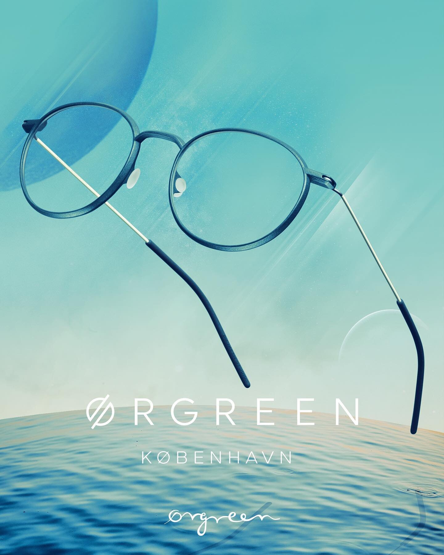 New Logarithm is our panto-shaped unisex frame with a no-nonsense look. Try the Blue Ink + Mat Metallic Blue for a cool down to earth look.