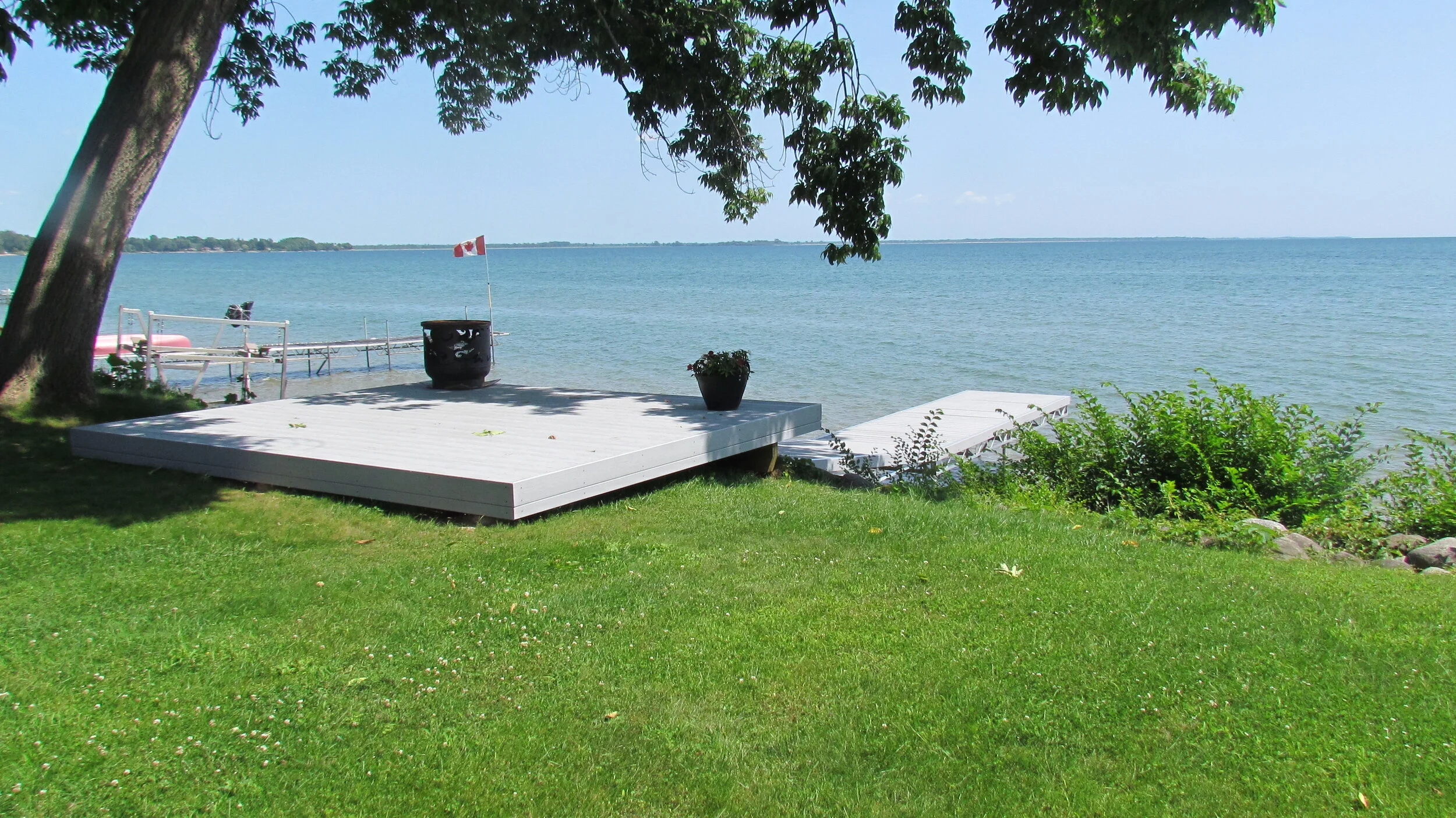 INTERCO DOCK - PVC DECKING.JPG