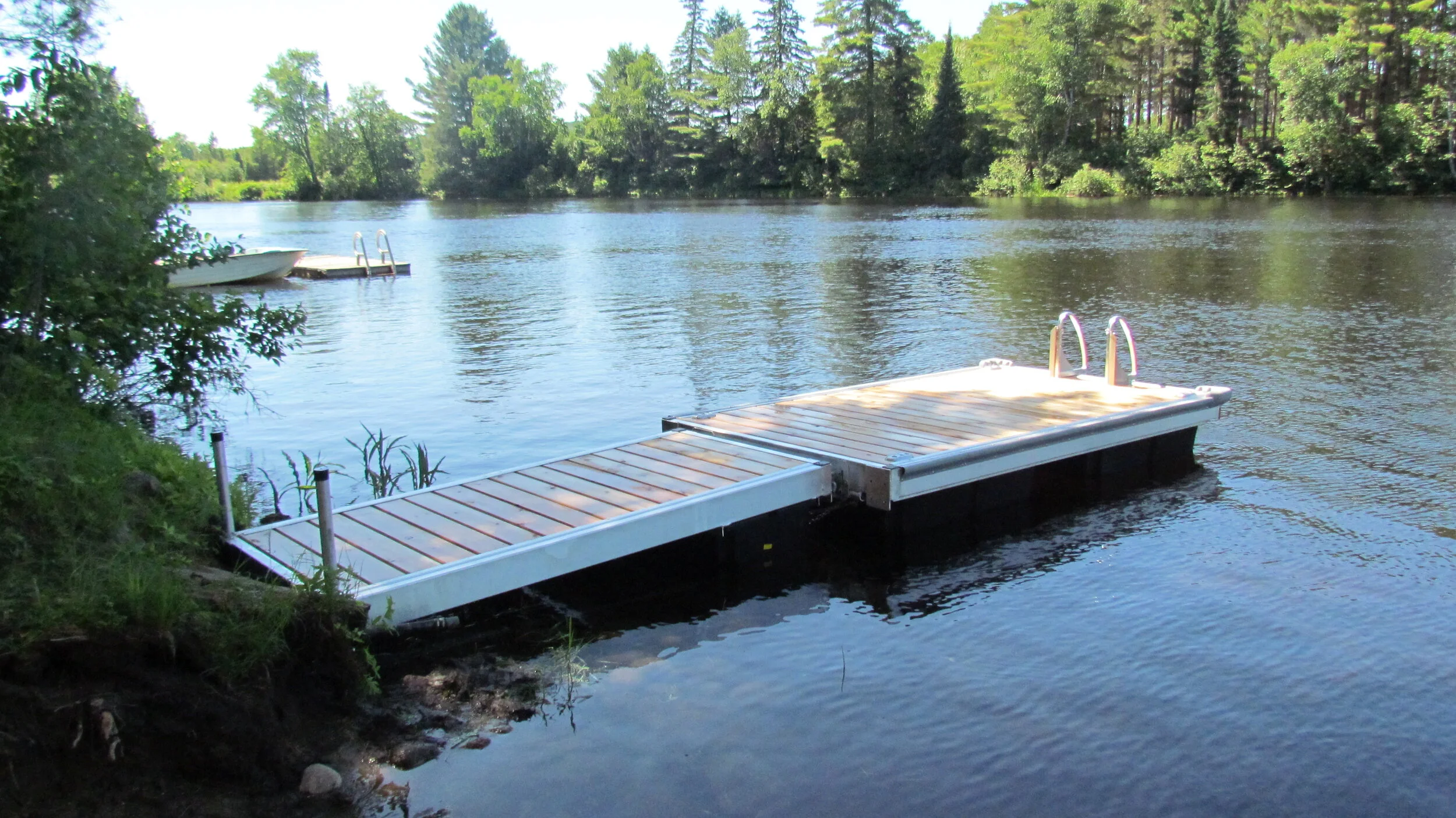 Interco dock - cedar .JPG