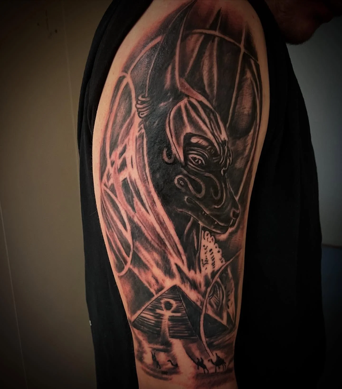 Ledige timer i april, DM eller mail for booking/info.  #anubis #anubistattoo #egyptiantattoo #pyramid #ankh #egyptiangods #egypt #norway #blackandgreytattoos #ink #tattoo #tattooartists #norge #hamar