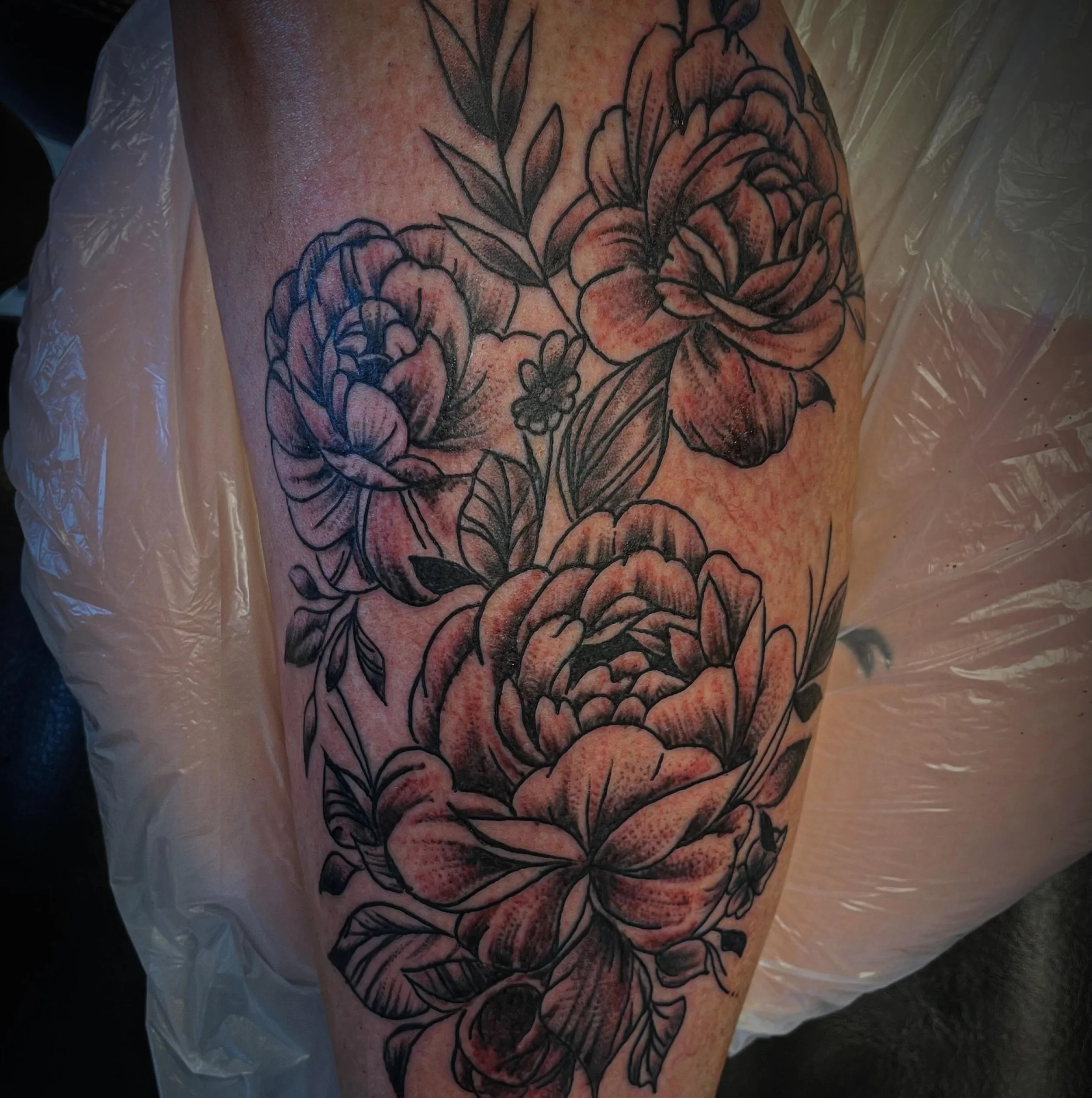 Summer and flowers! Winwin!
Dm eller 98866120 for info/ booking
#flowertattoo #tattoo 
Ink #norway #tatoveringer  # Hamar