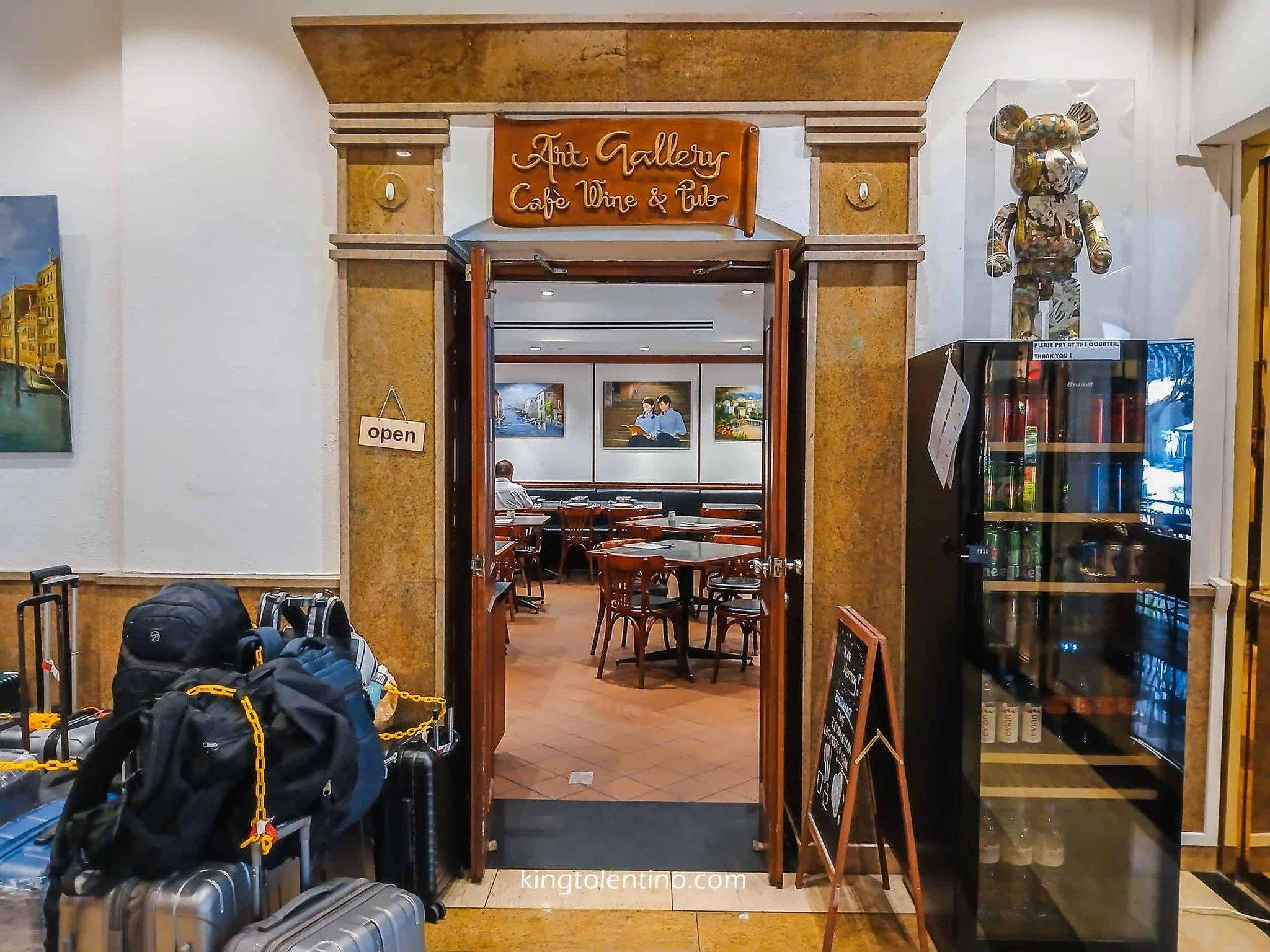 Exploring Singapore's food scene 🇸🇬

Read More ➡ https://www.kingtolentino.com/blog/singapore

#kingtolentinoexplores #kingtolentinotravels #FoodieAdventures #Singapore #TaraKaenSeries